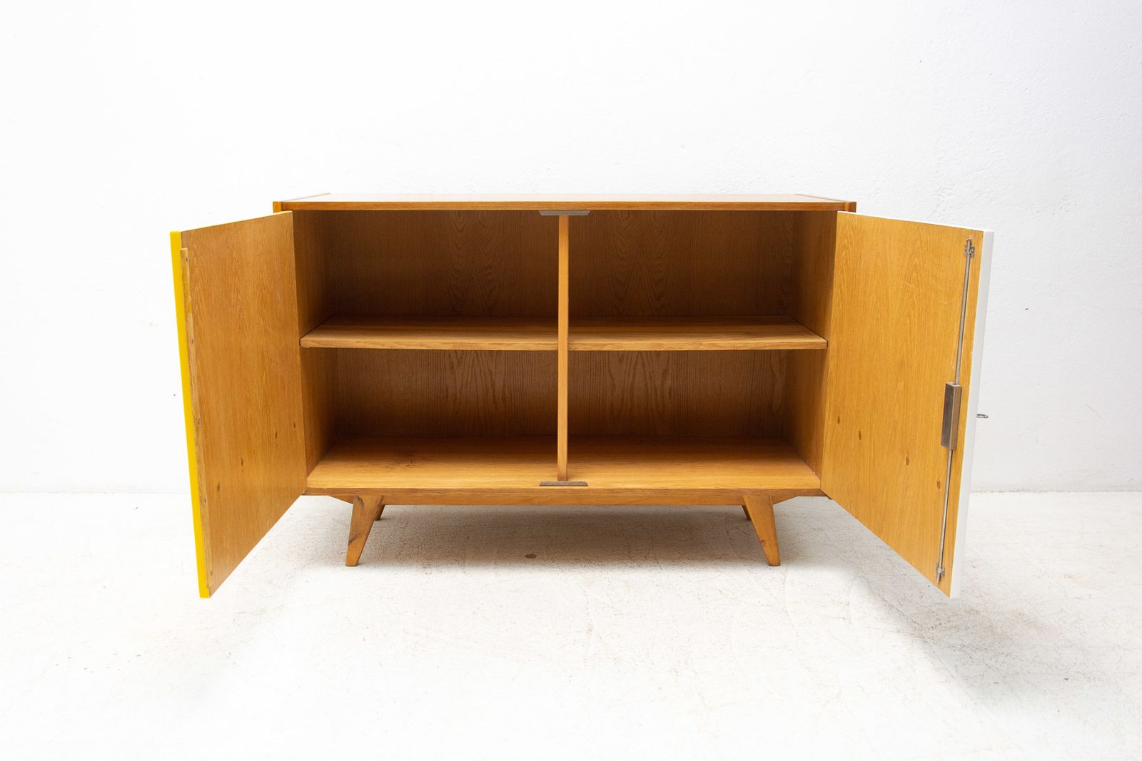 1022.0 Fully Restored Mid Century Sideboard U 450 By Jiří Jiroutek, 1960´S, Czechoslovakia photo
