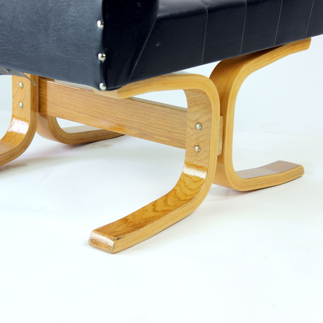 photo furniture Black Midcentury Lounge Chair Bratislava By Jindrich Volak For Drevopodnik Holesov, 1960s