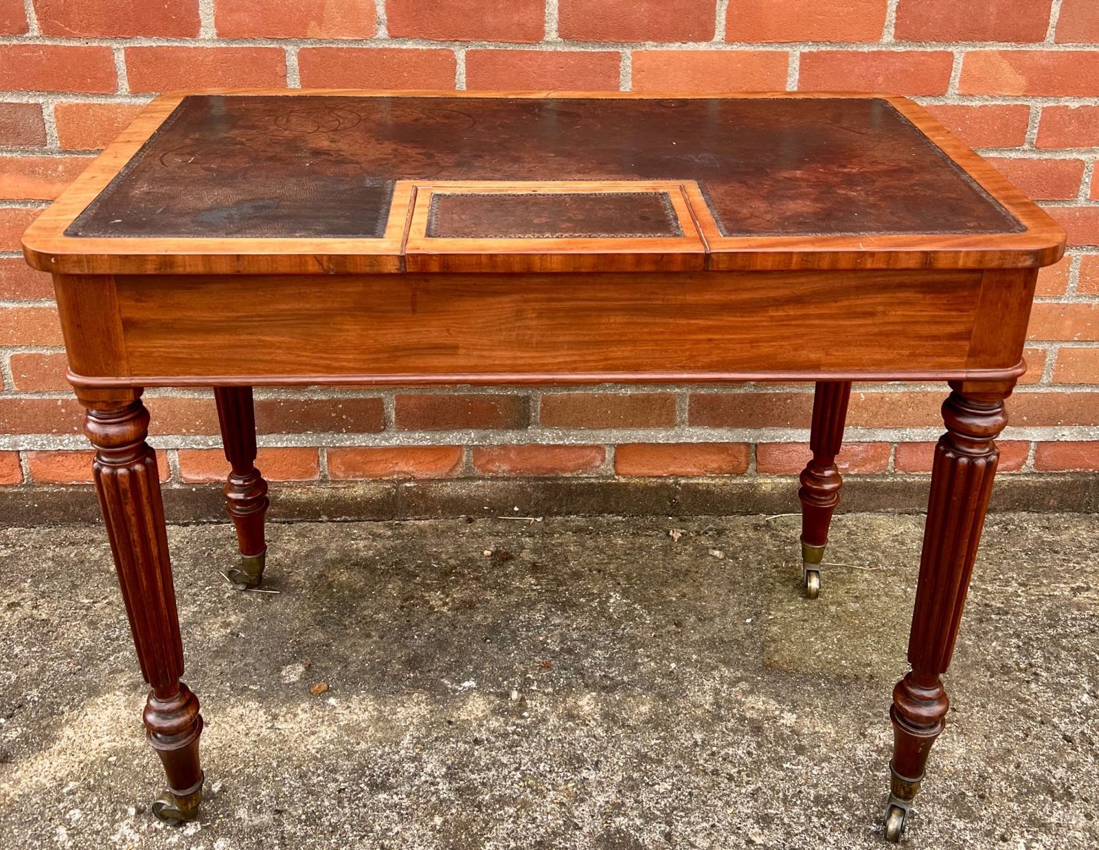 Gillows Of Lancaster Chamber Table photo Furniture