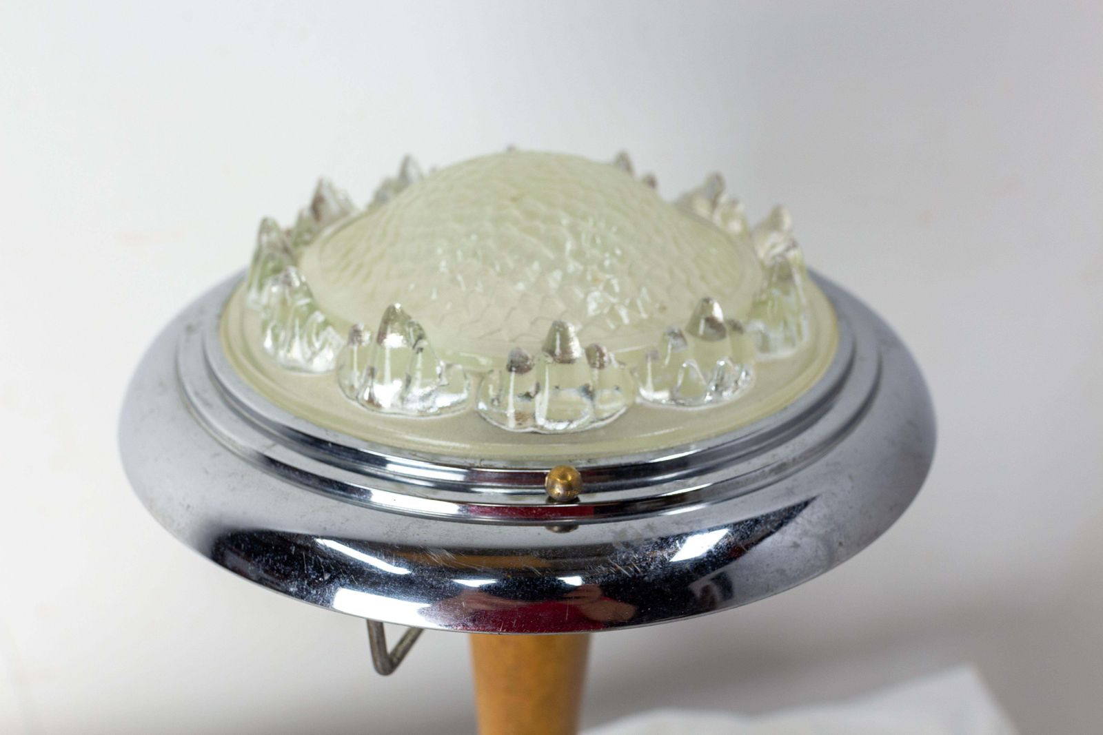 Lampe de table Art déco dans le style Ezan, en hêtre, chrome et verre, vers 1930 photo Luminaires