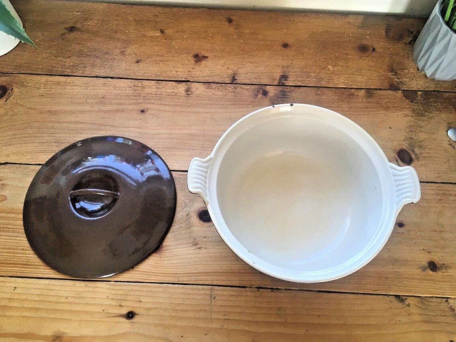 Cousances France Brown Enamel Cast Iron Lidded Casserole Dish Size 24 Le Creuset photo vinterior