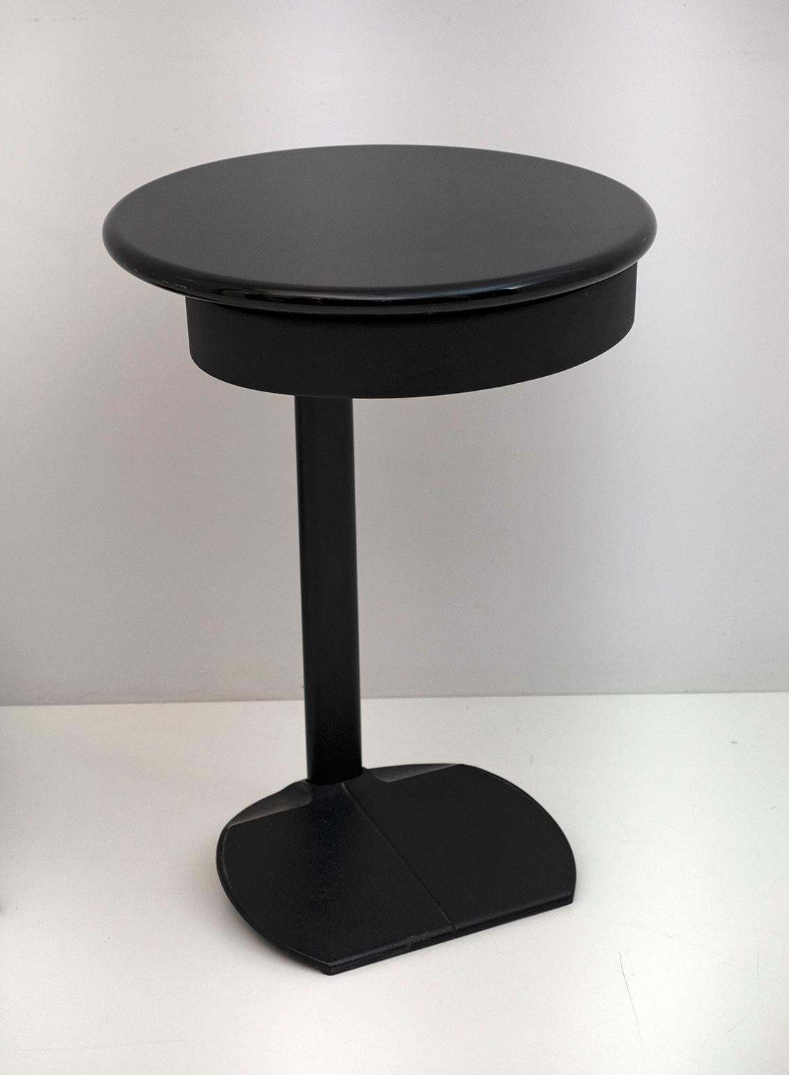 Design Studio Kairos Modern Italian Coffee Table "Servese" For B&B Italia, 1980 photo for sale