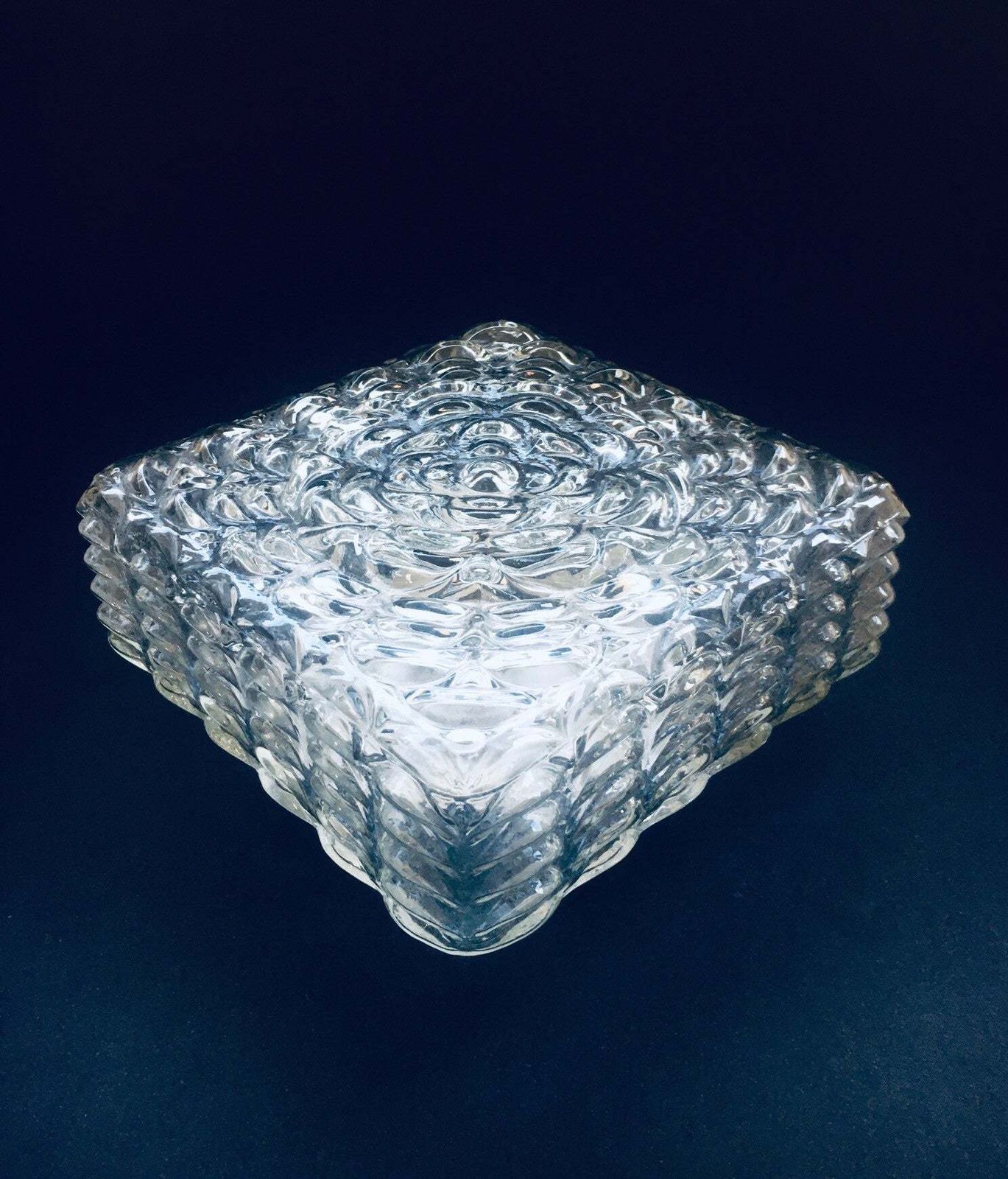 Mid Century Modern Vierkante 'Flower' Glazen Wandlamp, Jaren 1970 photo for sale