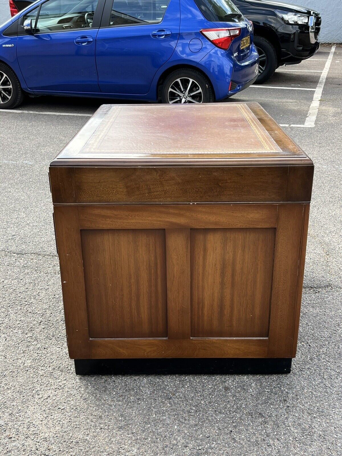 Furniture Mahogany Desk, Brass Handles, Panelled Sides & Rear. photo