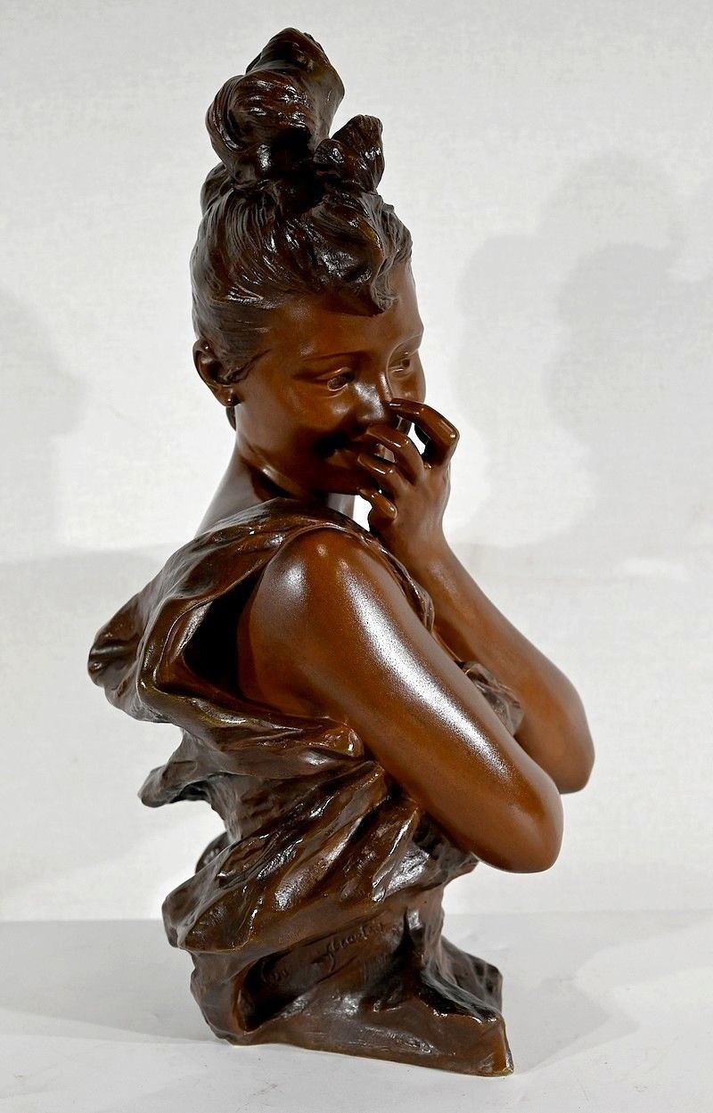Bronze “Young Mischievous Woman” By G. Van Der Straeten, Art Nouveau – Late 19th Century photo Art