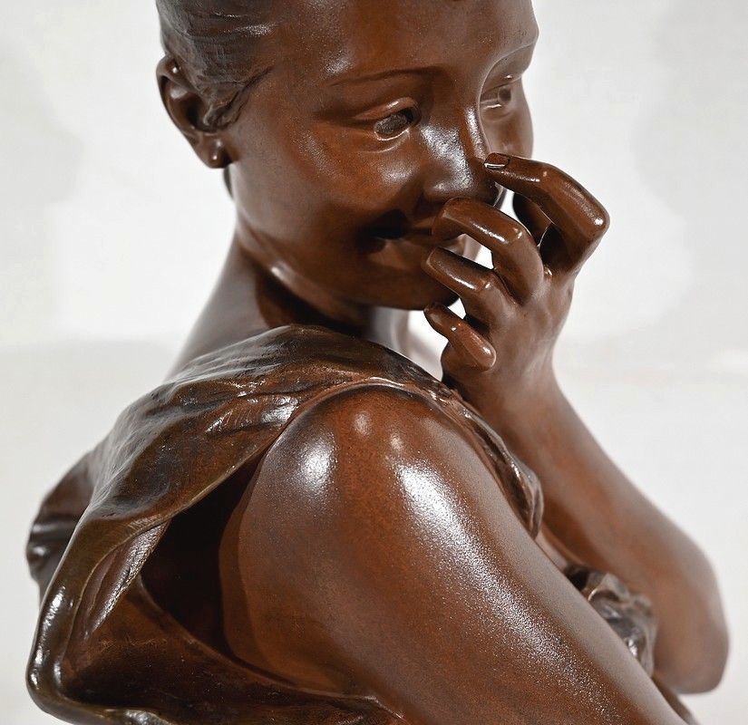Bronze “Young Mischievous Woman” By G. Van Der Straeten, Art Nouveau – Late 19th Century photo 4377.5