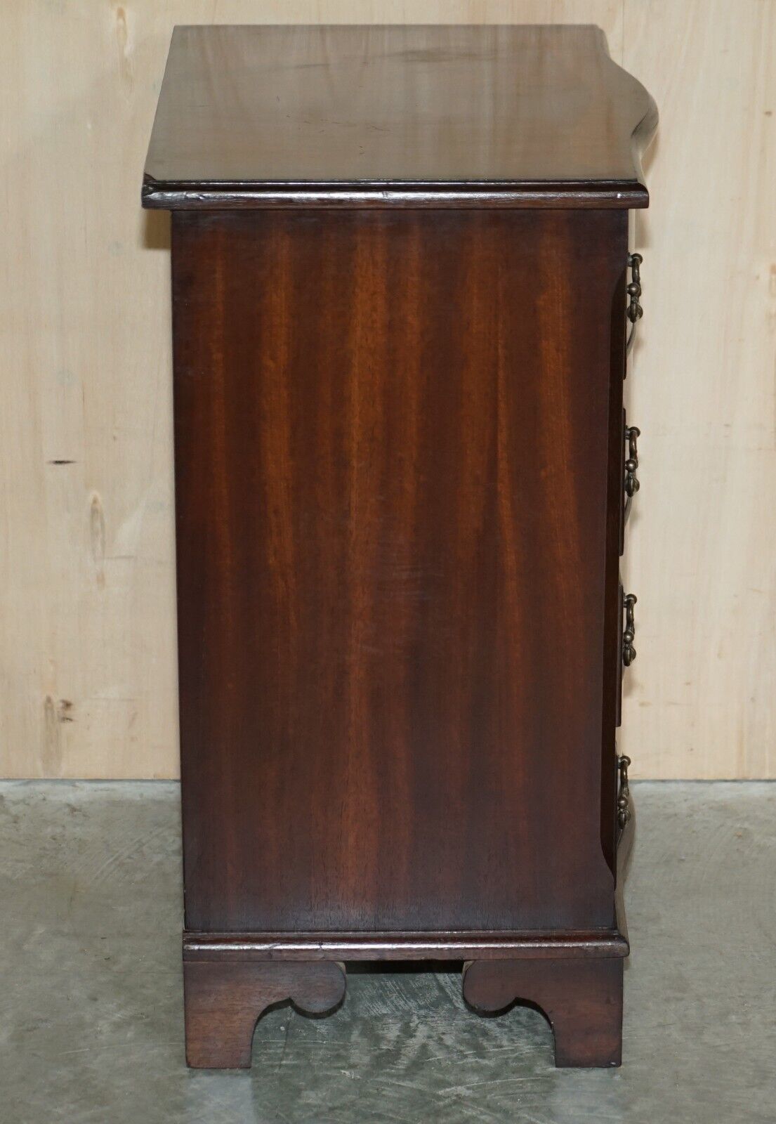 Vintage Mahogany Side End Lamp Table Sized Serpentine Fronted Chest Of Drawers photo buy