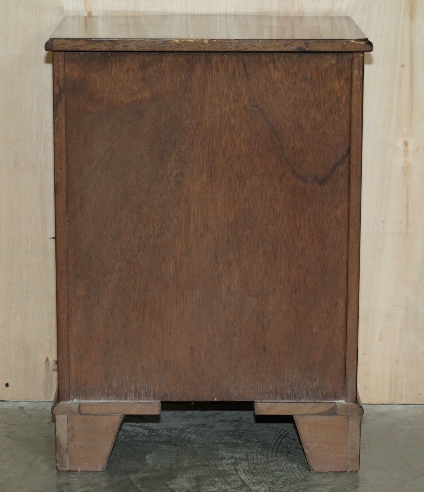 Vintage Mahogany Side End Lamp Table Sized Serpentine Fronted Chest Of Drawers photo vintage
