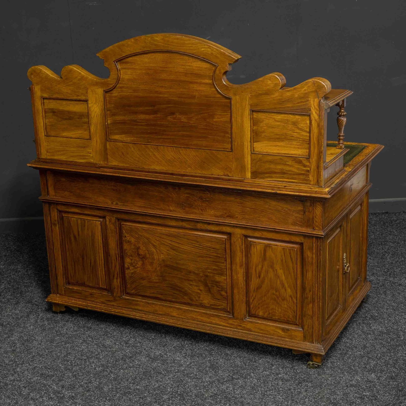 Late Victorian Pollard Oak Desk By Thomas Turner photo buy