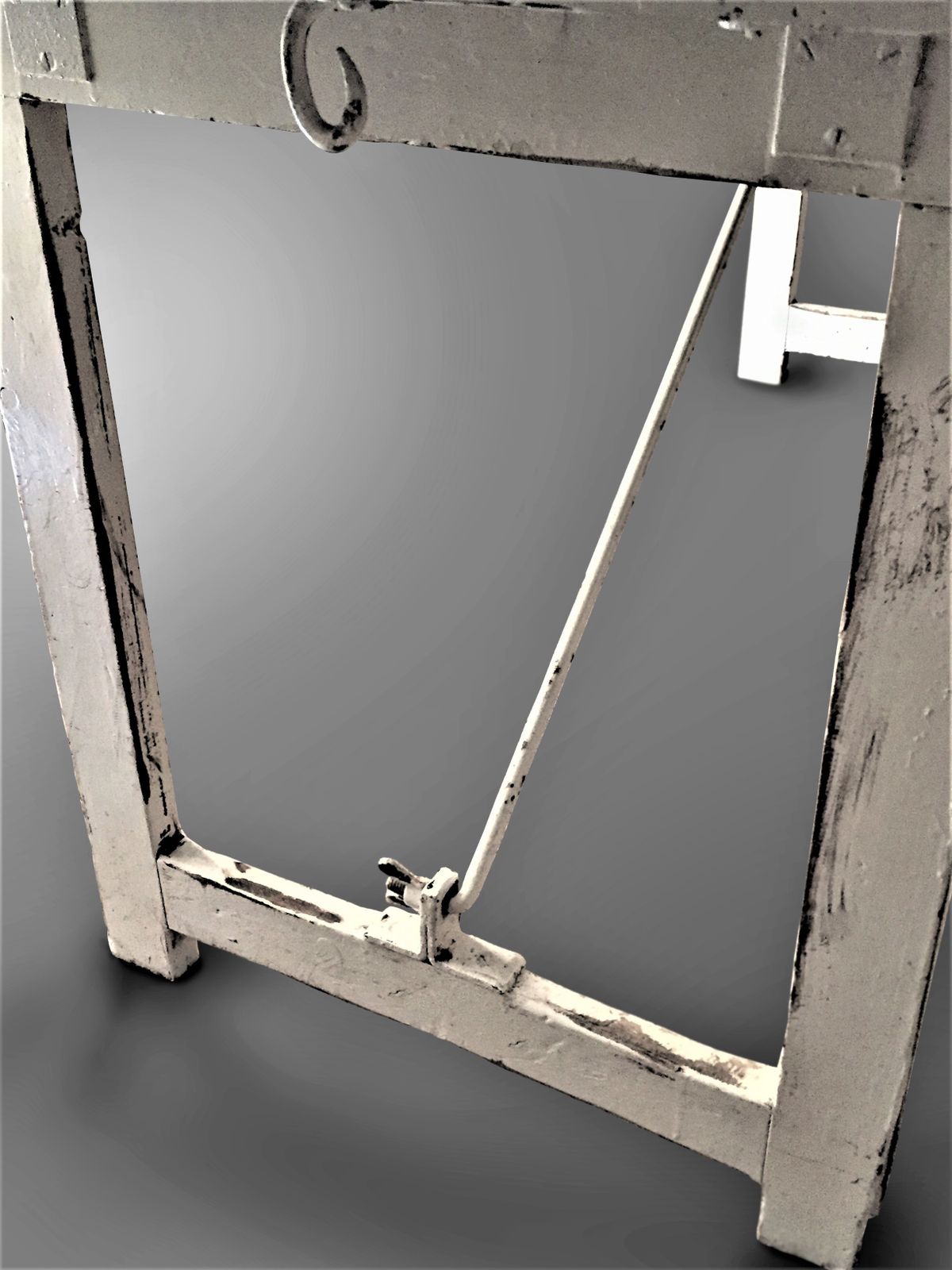 French Harvest Trestle Table ( Vendange Table) photo vinterior