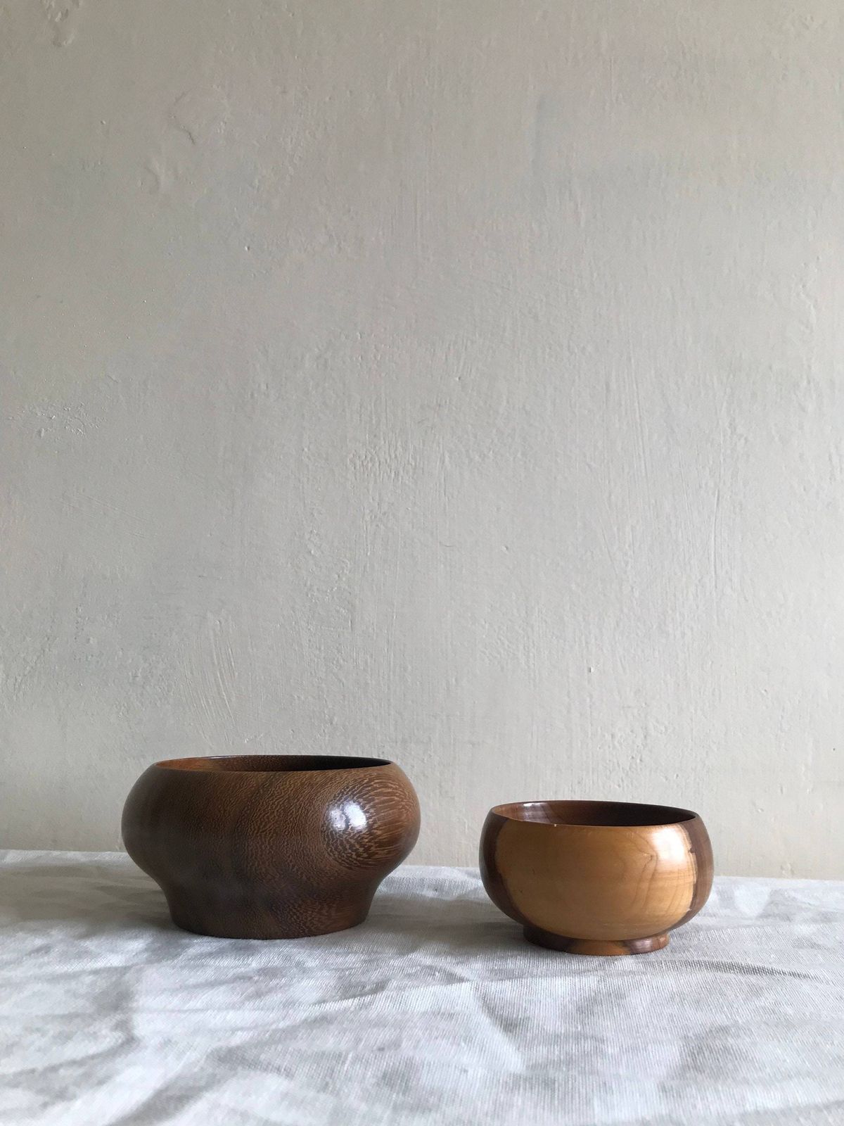 Handmade Wooden Bowls In Solid Yew, Set Of Two Vintage Nesting Dishes photo Home Decor