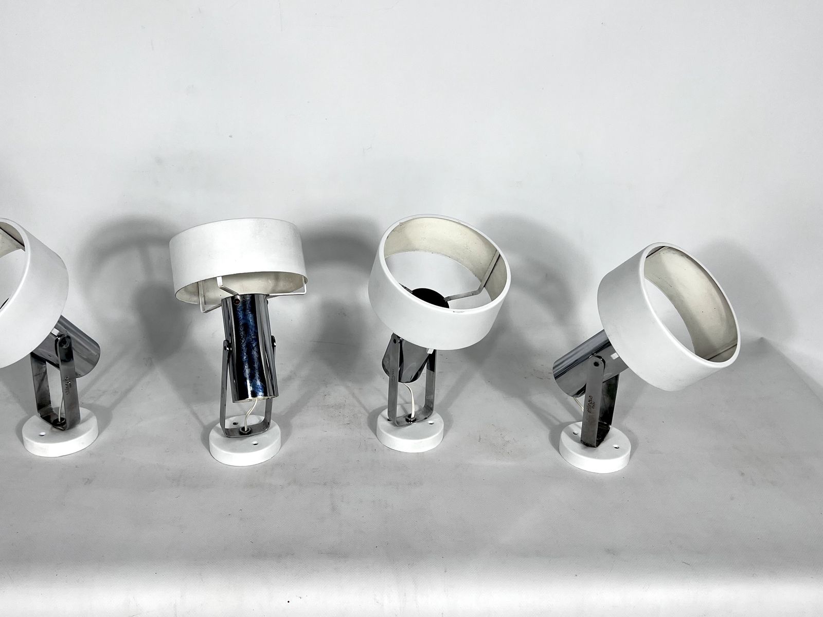 Stilnovo Milano, Set Of Five Orientable Wall Lights From 50s photo furniture