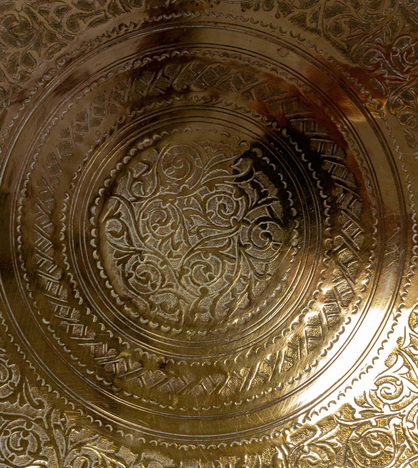 Plateau en cuivre poli marocain mauresque, début du XXe siècle photo Décoration
