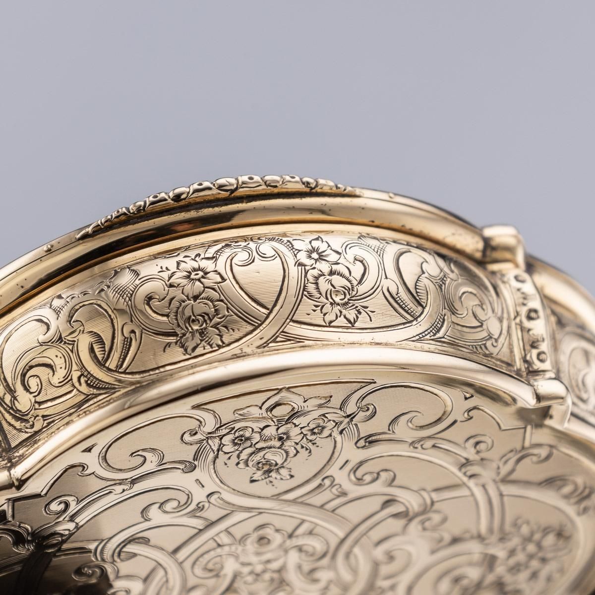 photo vintage 19th Century French 18k Gold Royal Presentation Snuff Box, C.1850