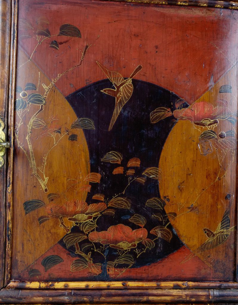 Bamboo Cabinet, Oriental photo vinterior