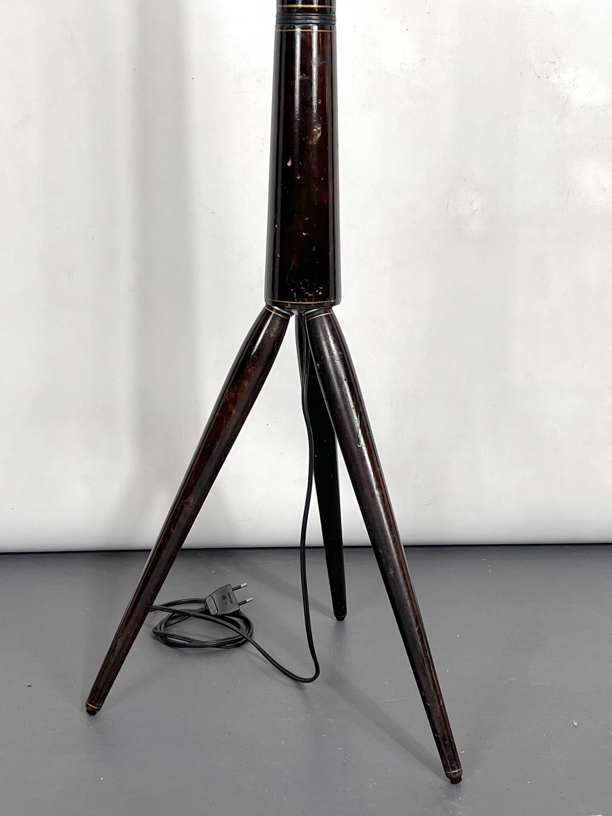 Mid Century Modern Wood Tripod Floor Lamp. Italy 1950s photo for sale