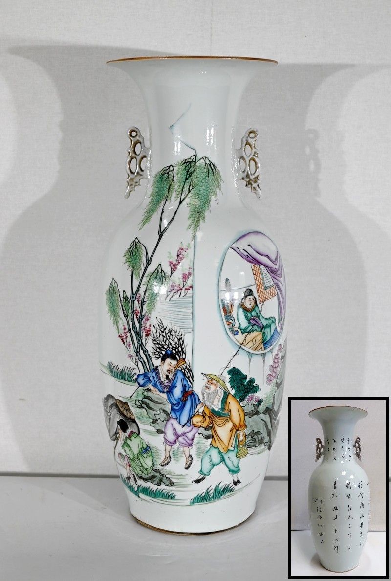 Important Chinese Porcelain Vases   Xxth