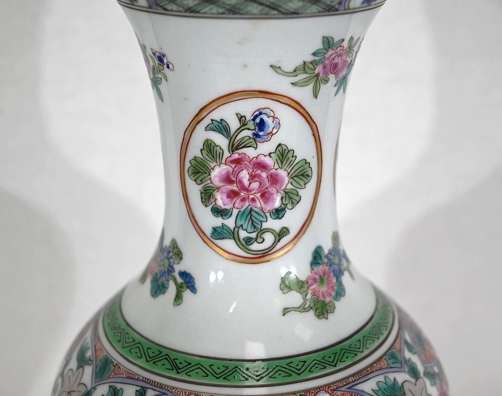 photo furniture Chinese Porcelain And Brass Lamp   Early 20th Century