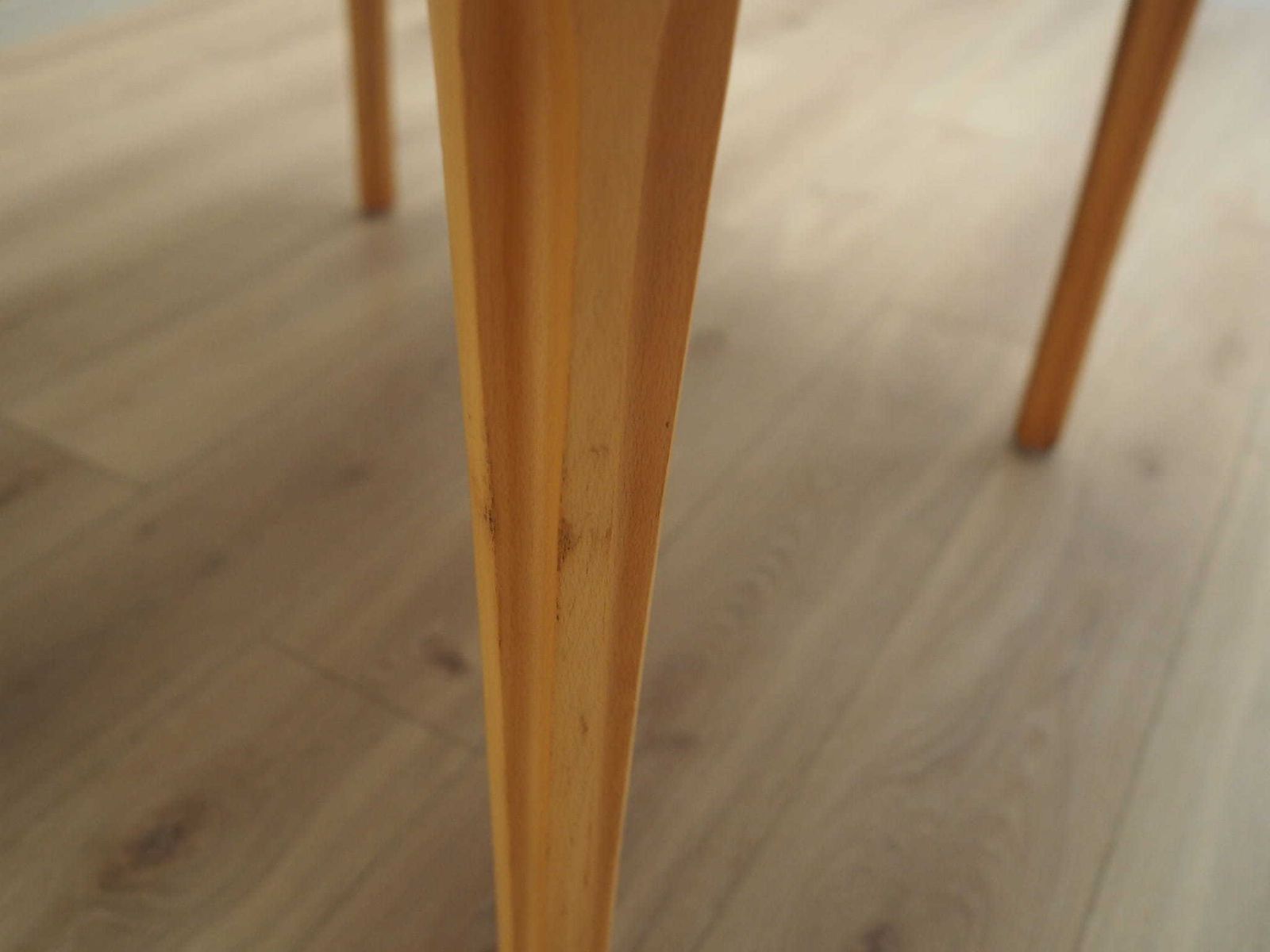 photo vintage Beech Table, Danish Design, 1970s, Designer: Takshi Okamura & Erik Marquardsen, Production: Getama