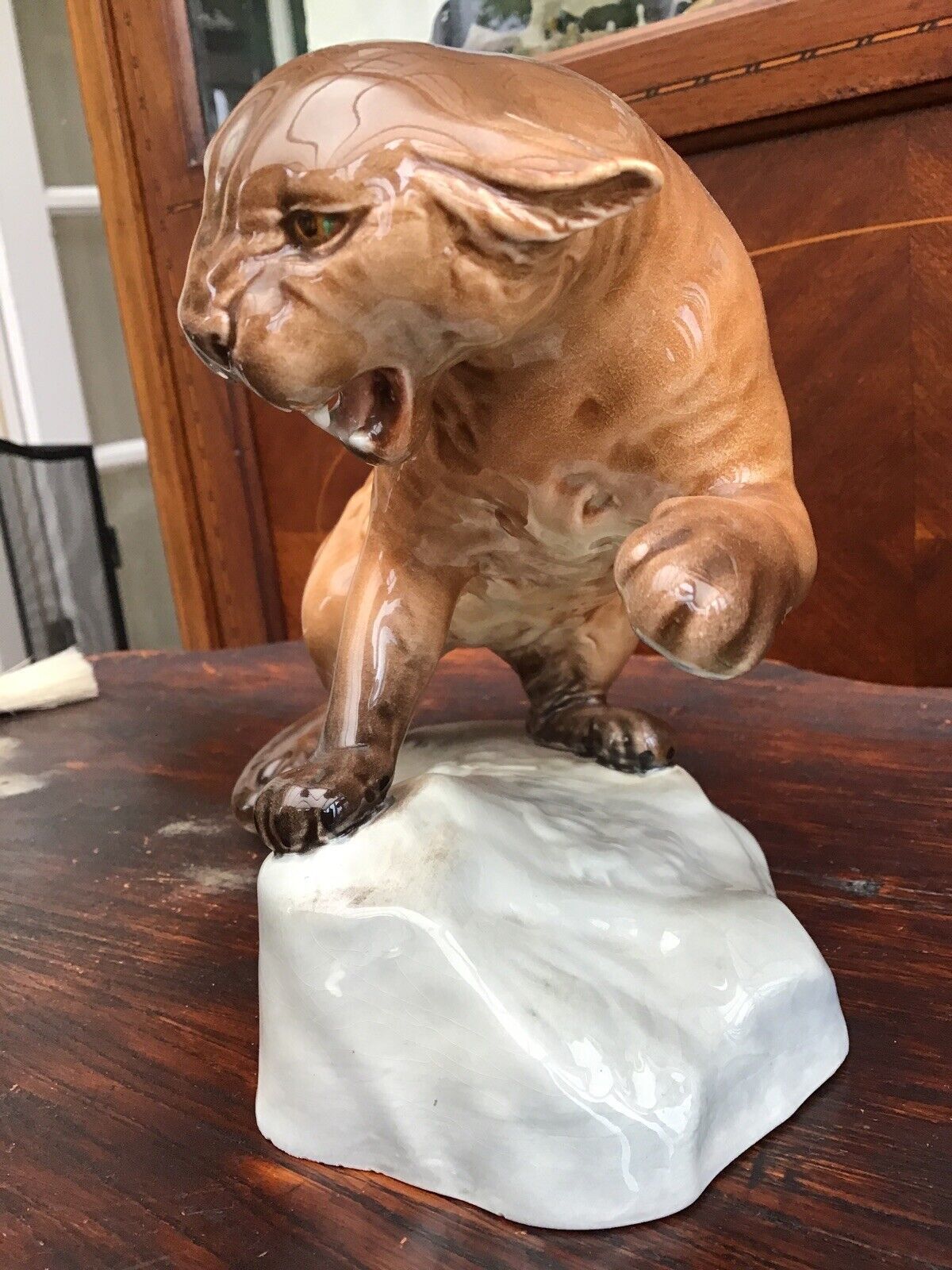 Beswick No.1823 Large Mountain Cat. Umber And Chocolate Glaze photo Art