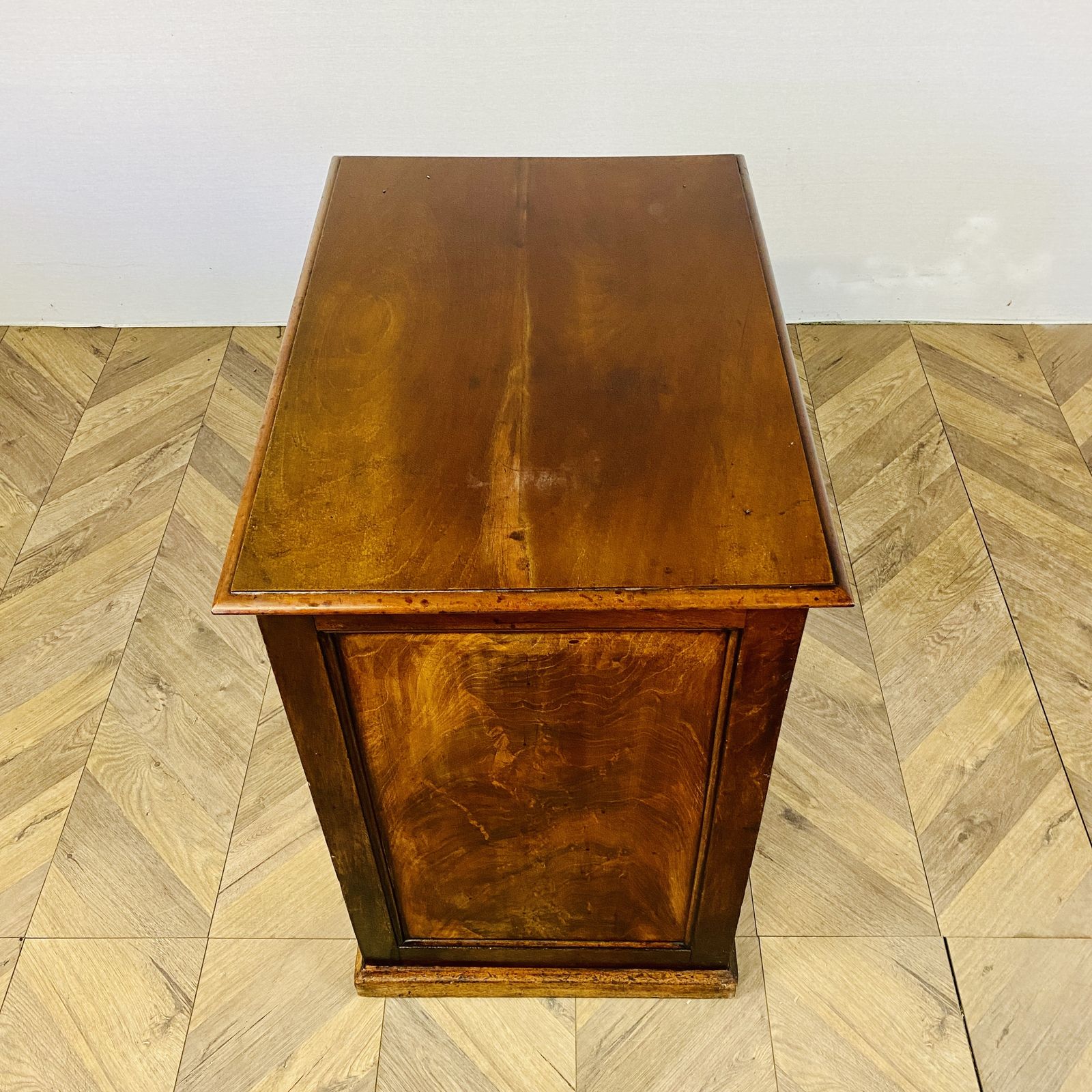 600.0 Antique Oak 5 Drawer Collectors Cabinet With Brass Handles, Early 19th Century photo