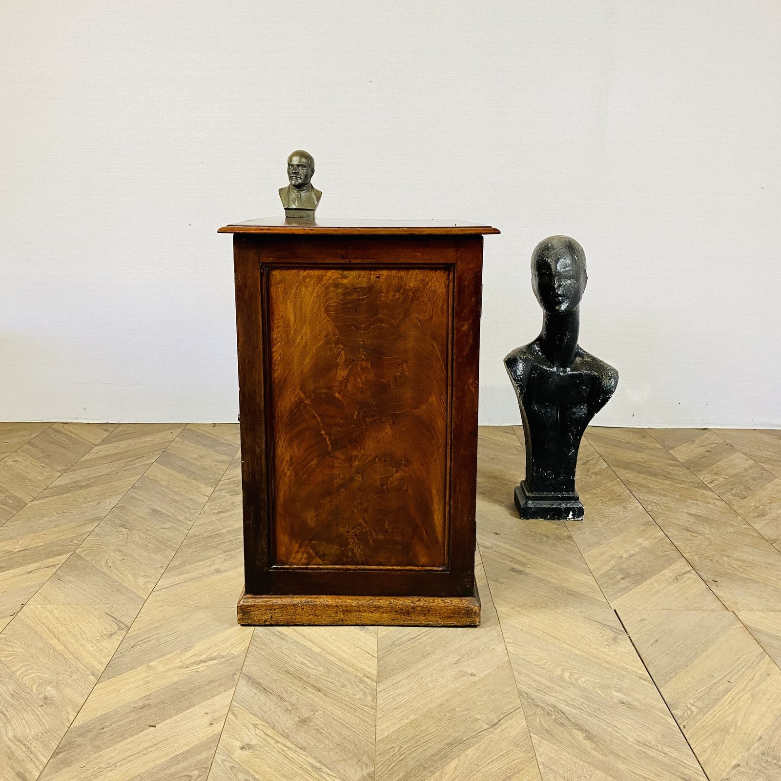 photo vinterior Antique Oak 5 Drawer Collectors Cabinet With Brass Handles, Early 19th Century