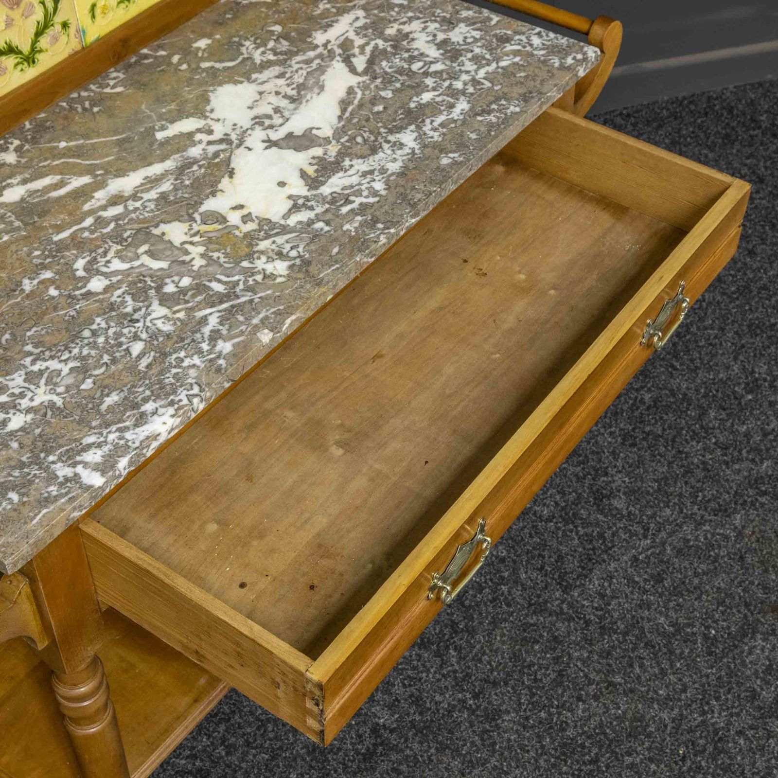 Edwardian Birch Washstand photo vinterior