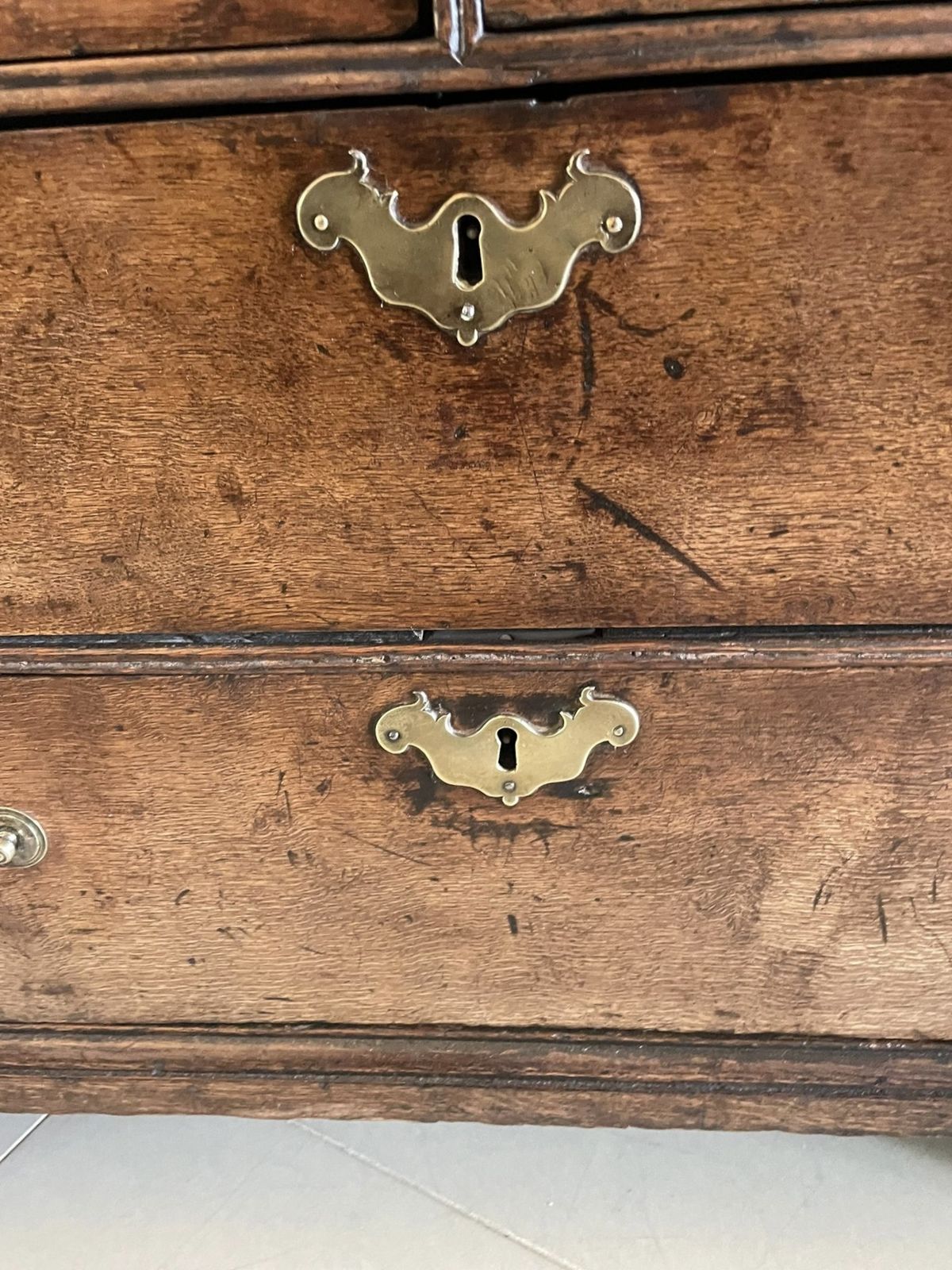 17th Century Antique Quality Oak Bureau With Outstanding Interior photo vinterior