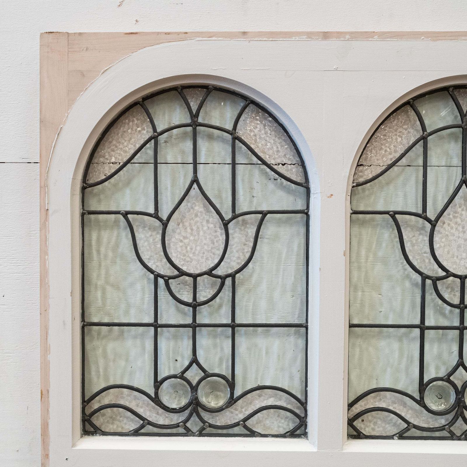 Reclaimed Stained Glass Arched Windows | Westminster Chapel photo 850.0
