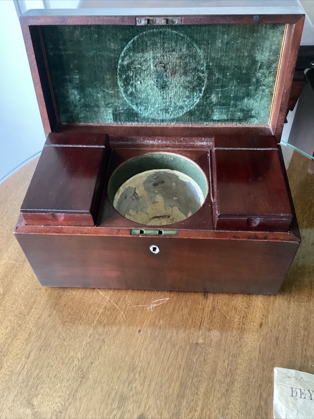 Fine Quality George III Cuban Mahogany Tea Caddy With Interior And Key photo vinterior