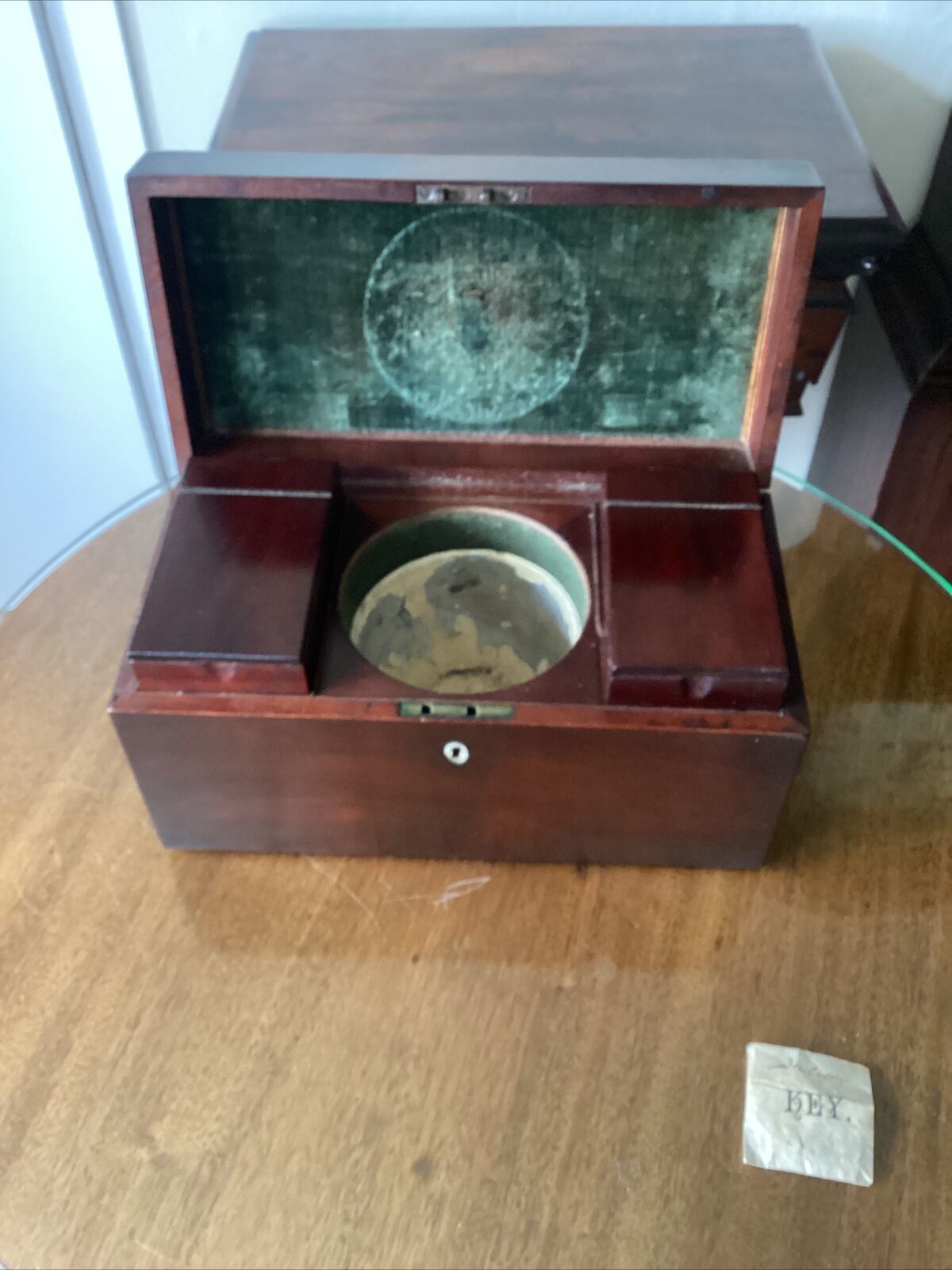 Fine Quality George III Cuban Mahogany Tea Caddy With Interior And Key photo buy