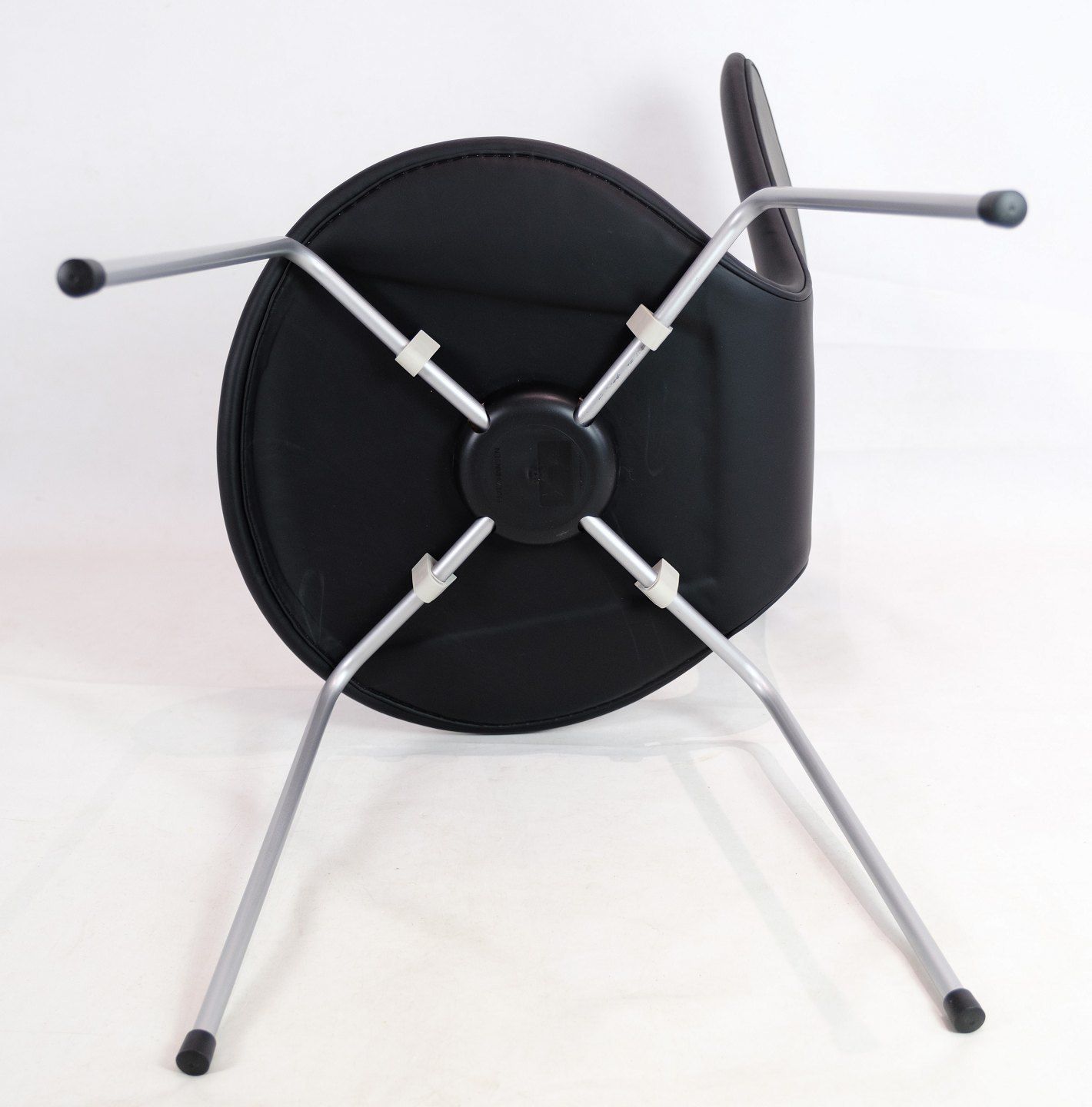 Set Of Six Seven Chairs, Model 3107 By Arne Jacobsen For Fritz Hansen From 1967s photo buy