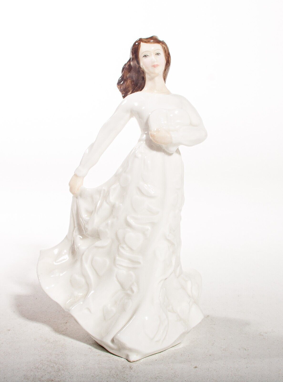 Royal Doulton Ladies Figure Loving Thoughts  Uk Made