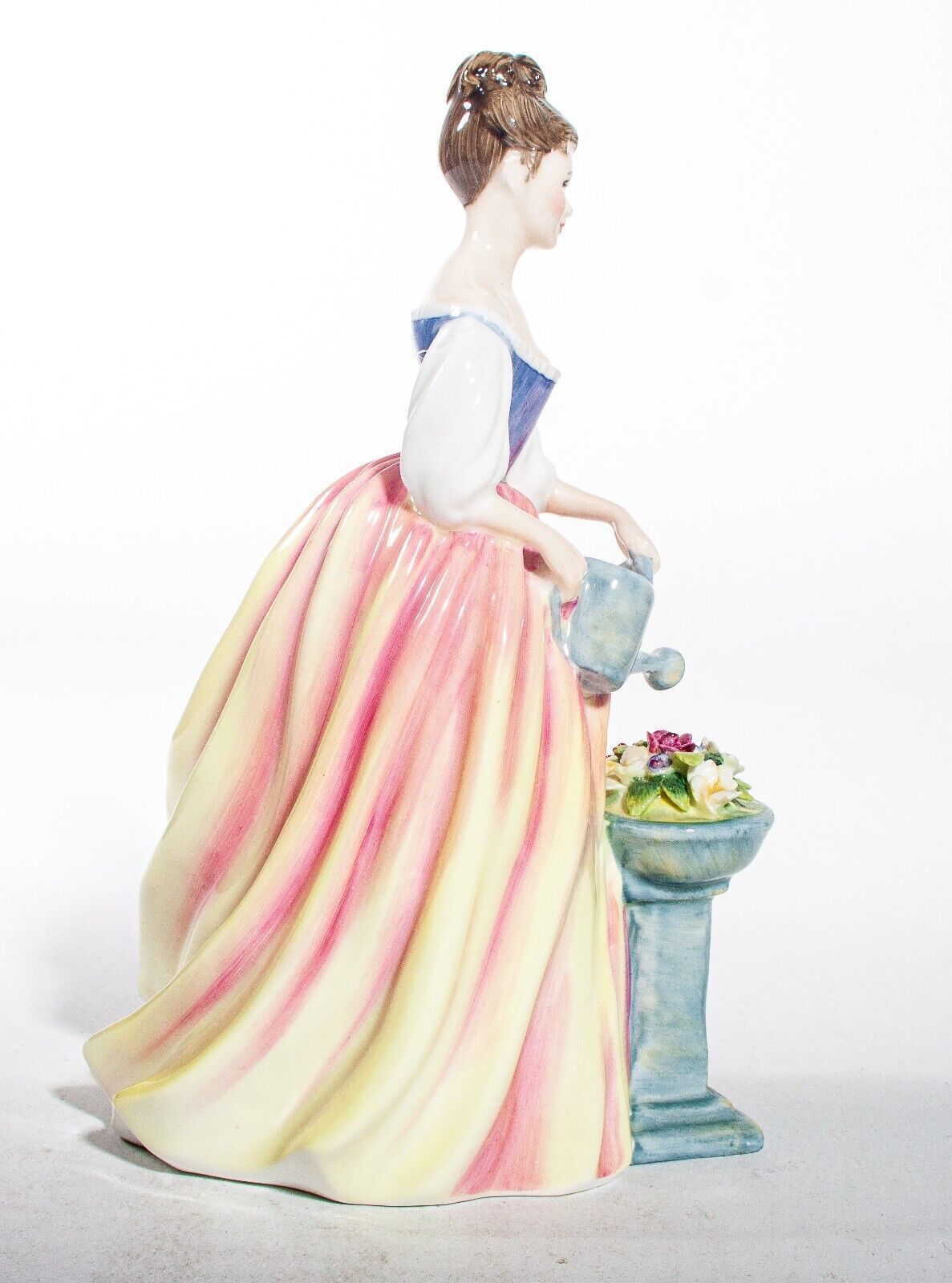Royal Doulton Ladies Figure Alexandra Uk Made! photo Home Decor