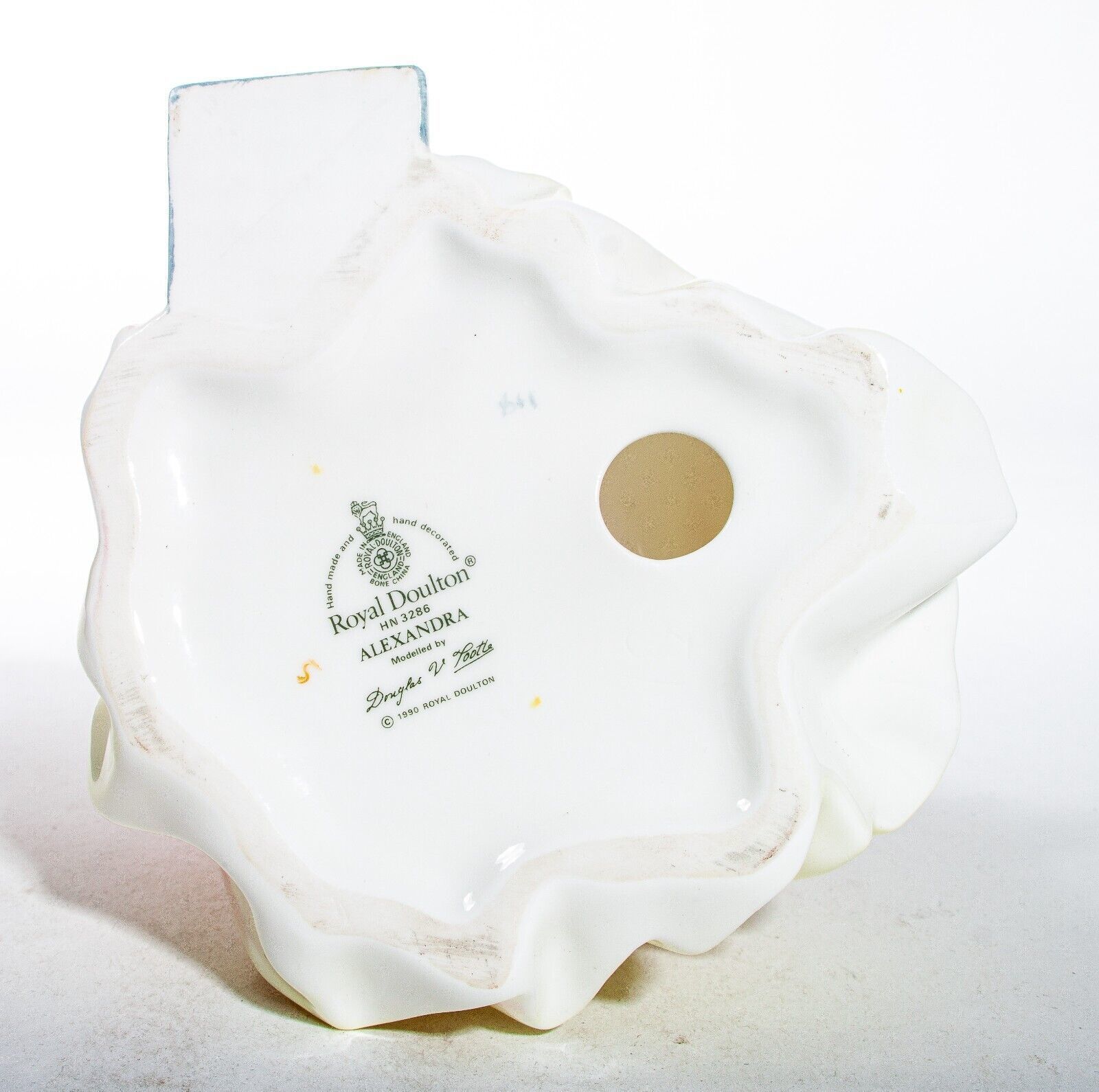 Royal Doulton Ladies Figure Alexandra Uk Made! photo 95.0