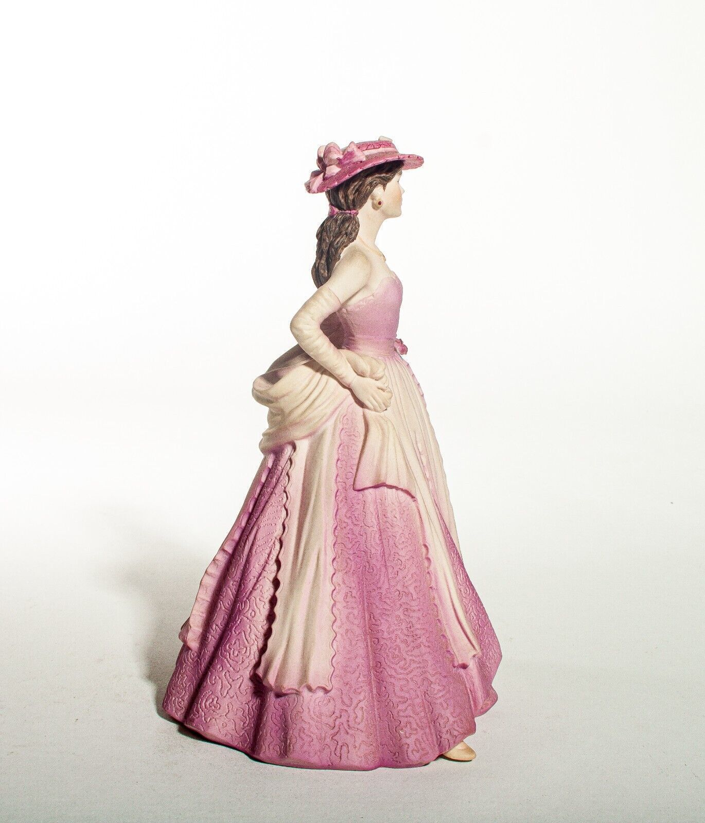Coalport Ladies Figure 'Evening Promenade' Boxed With Certificate   Uk Made! photo 145.0
