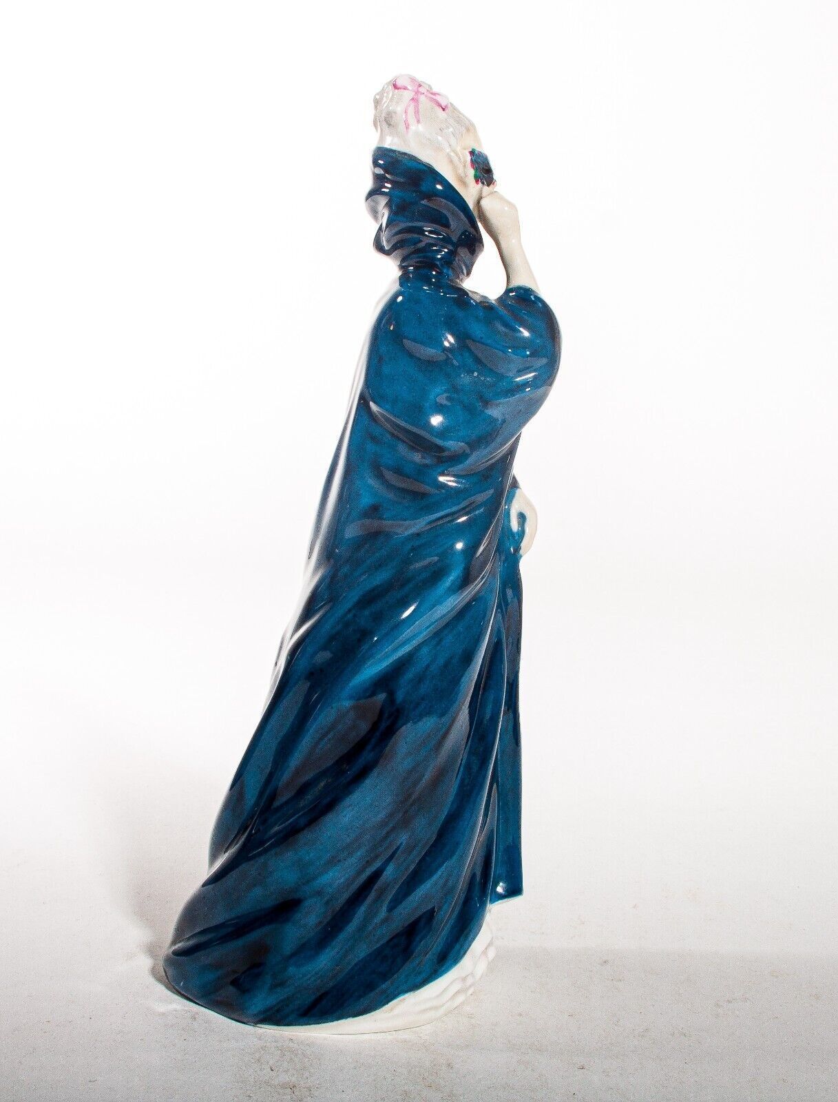 Royal Doulton Ladies Figure 'Masque Uk Made! photo Home Decor