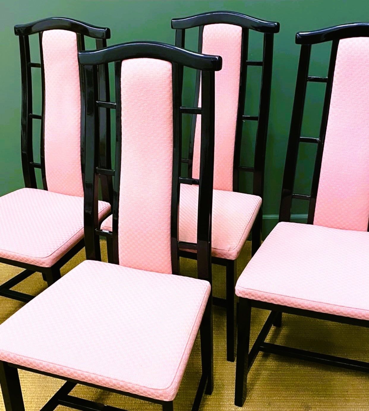 Set Of 4 Black Lacquered Chinoiserie Dining Chairs By Roche Bobois, France 1980s.