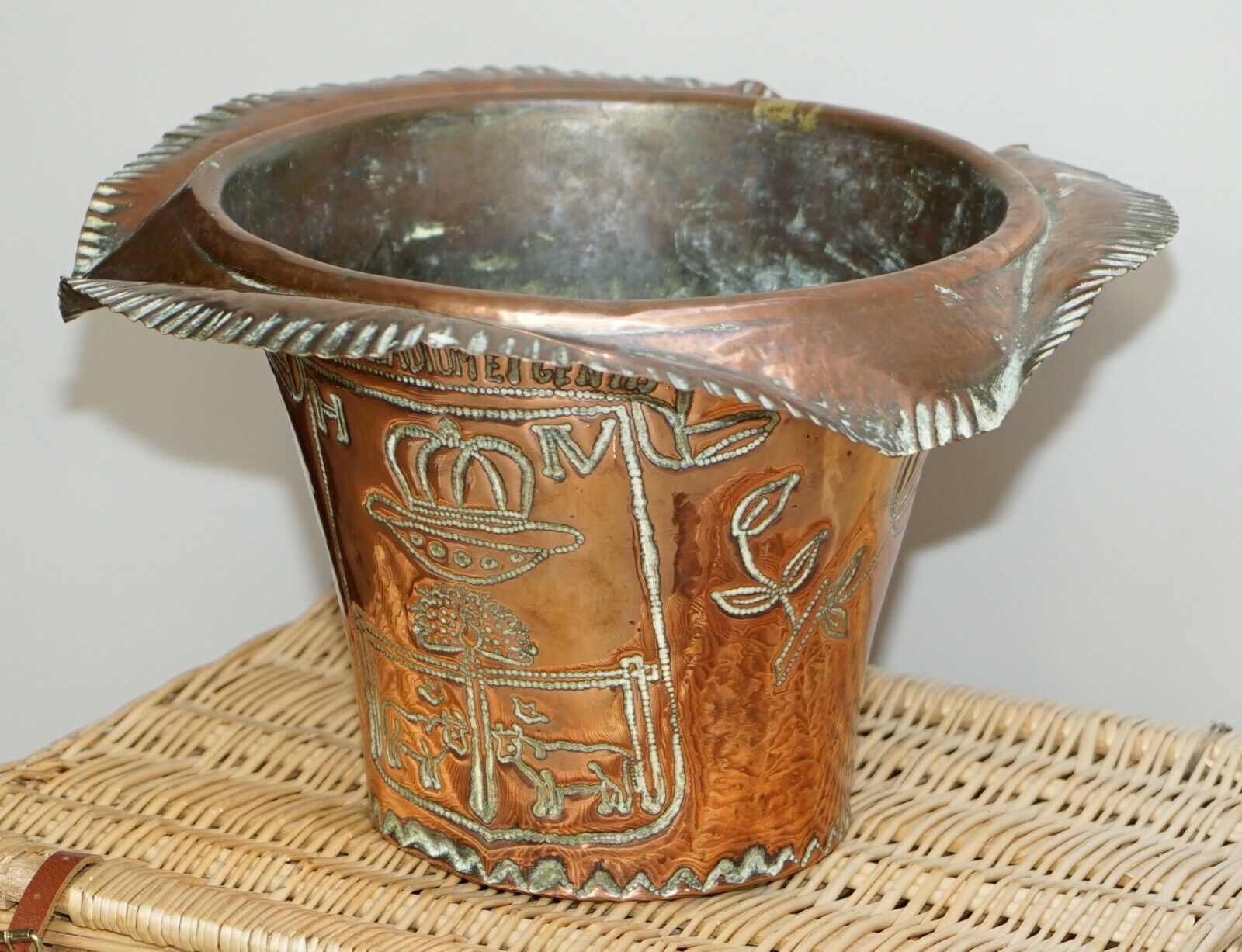 King Henry IV Coat Of Arms Armorial Crest French Copper Ice Campaign Bucket photo furniture