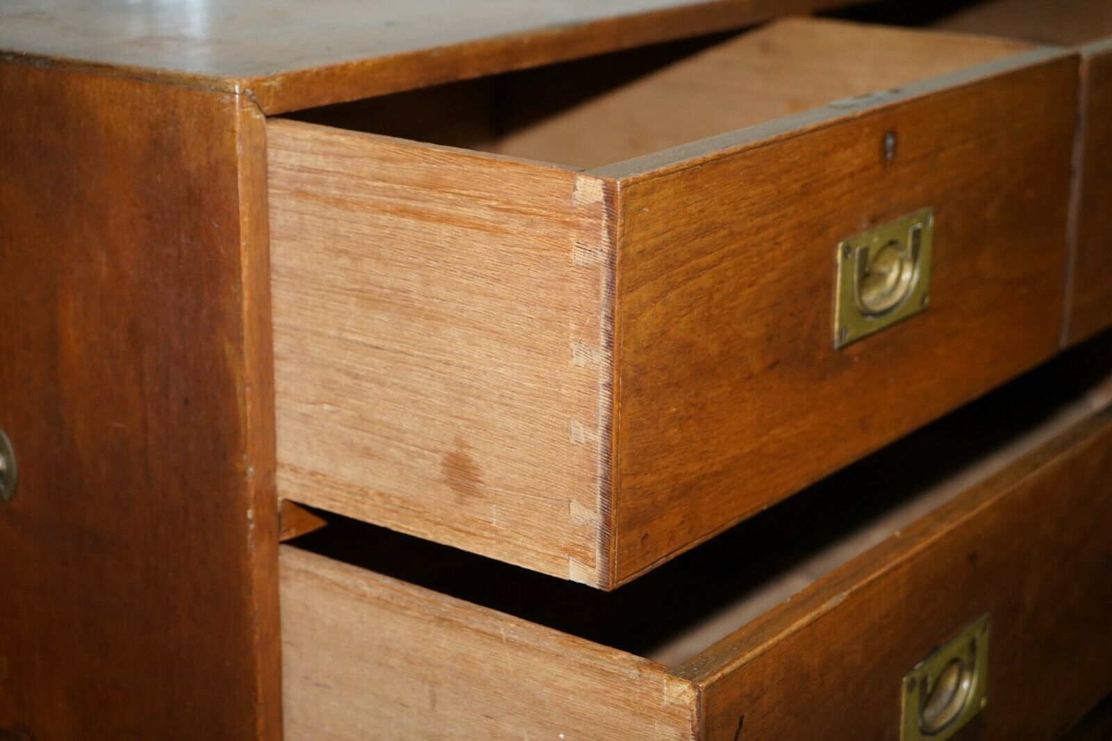 photo furniture Scottish 93rd Sutherland Highlanders Regiment Of Foot Military Campaign Chest