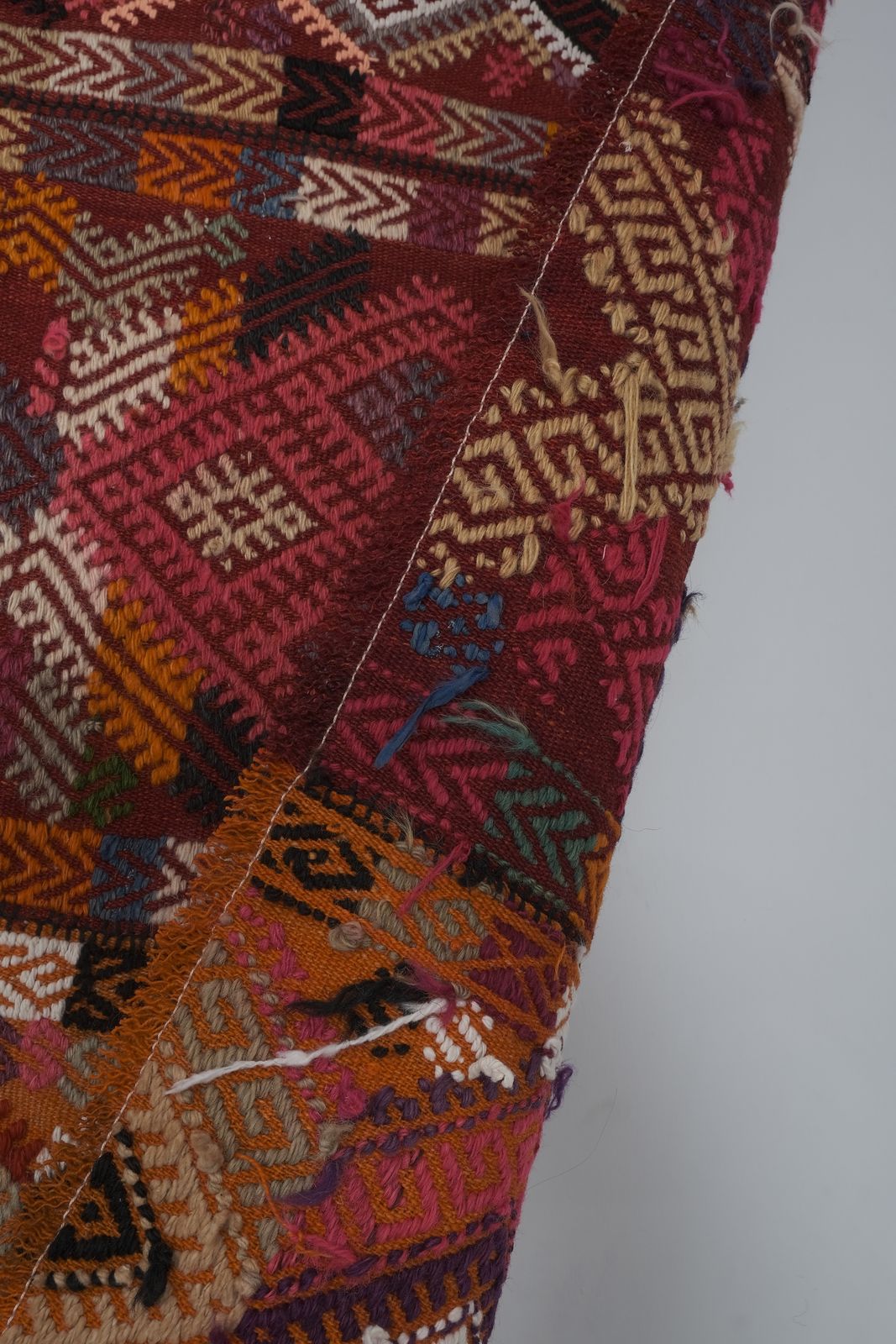 photo furniture Vintage Turkish Sivas Jajim Kilim Rug 4'6'' X 10'4''