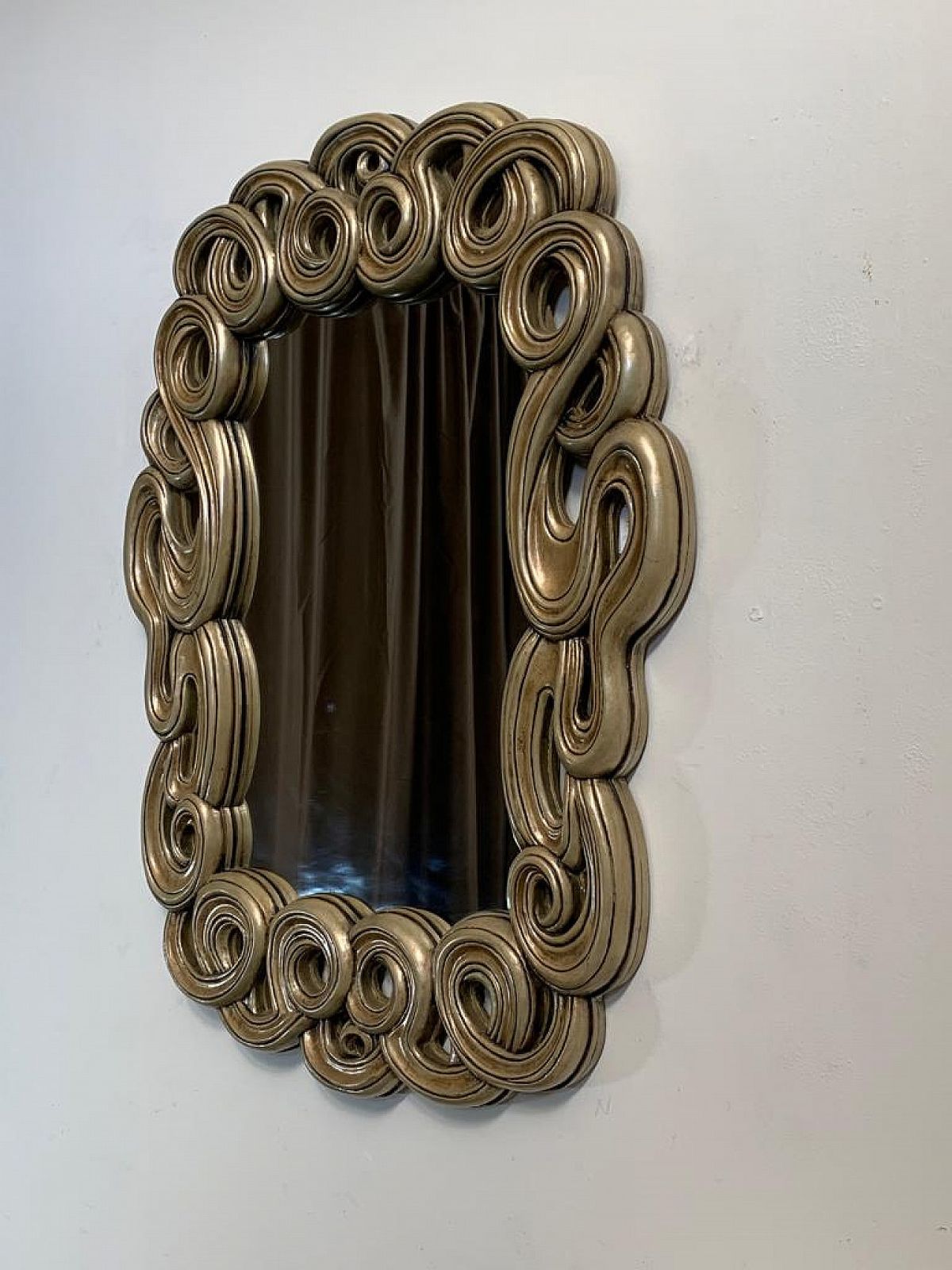 Mirror With Filiform Lines In Lacquered And Gilded Resin For Lam Lee Group 1990s photo 2246.4
