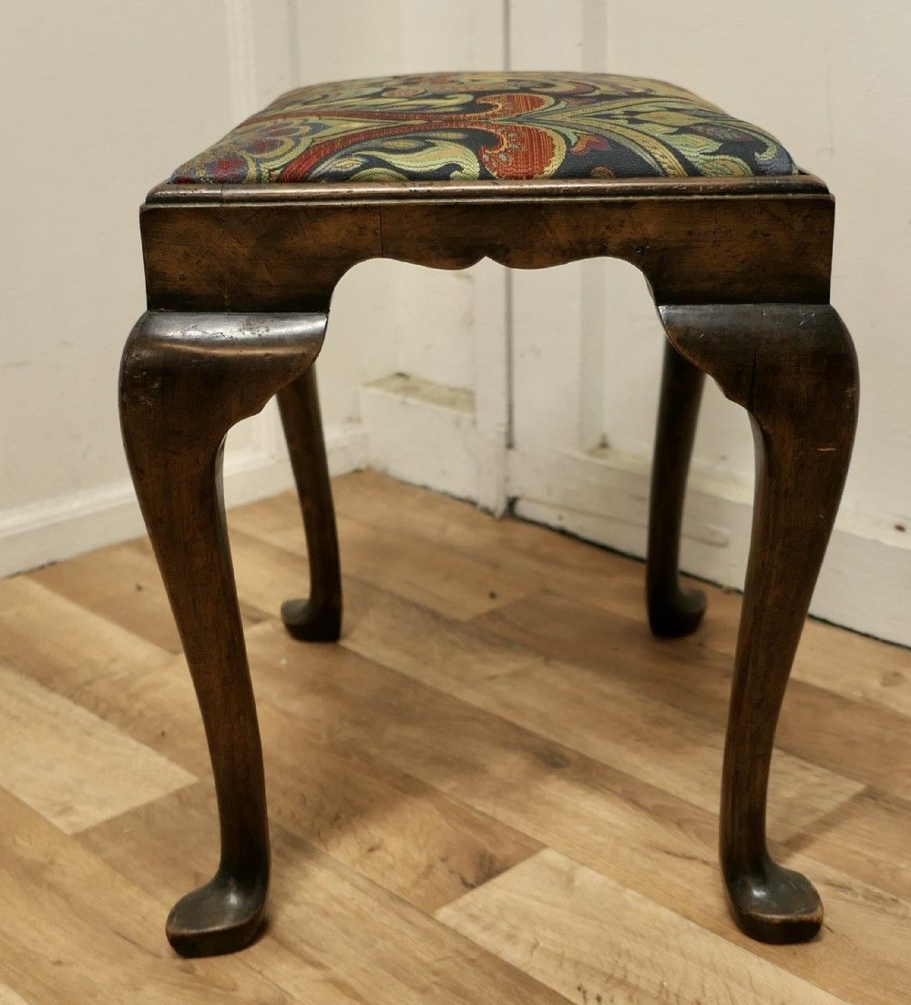 Elegant Victorian Art Nouveau Walnut Occasional Stool photo for sale