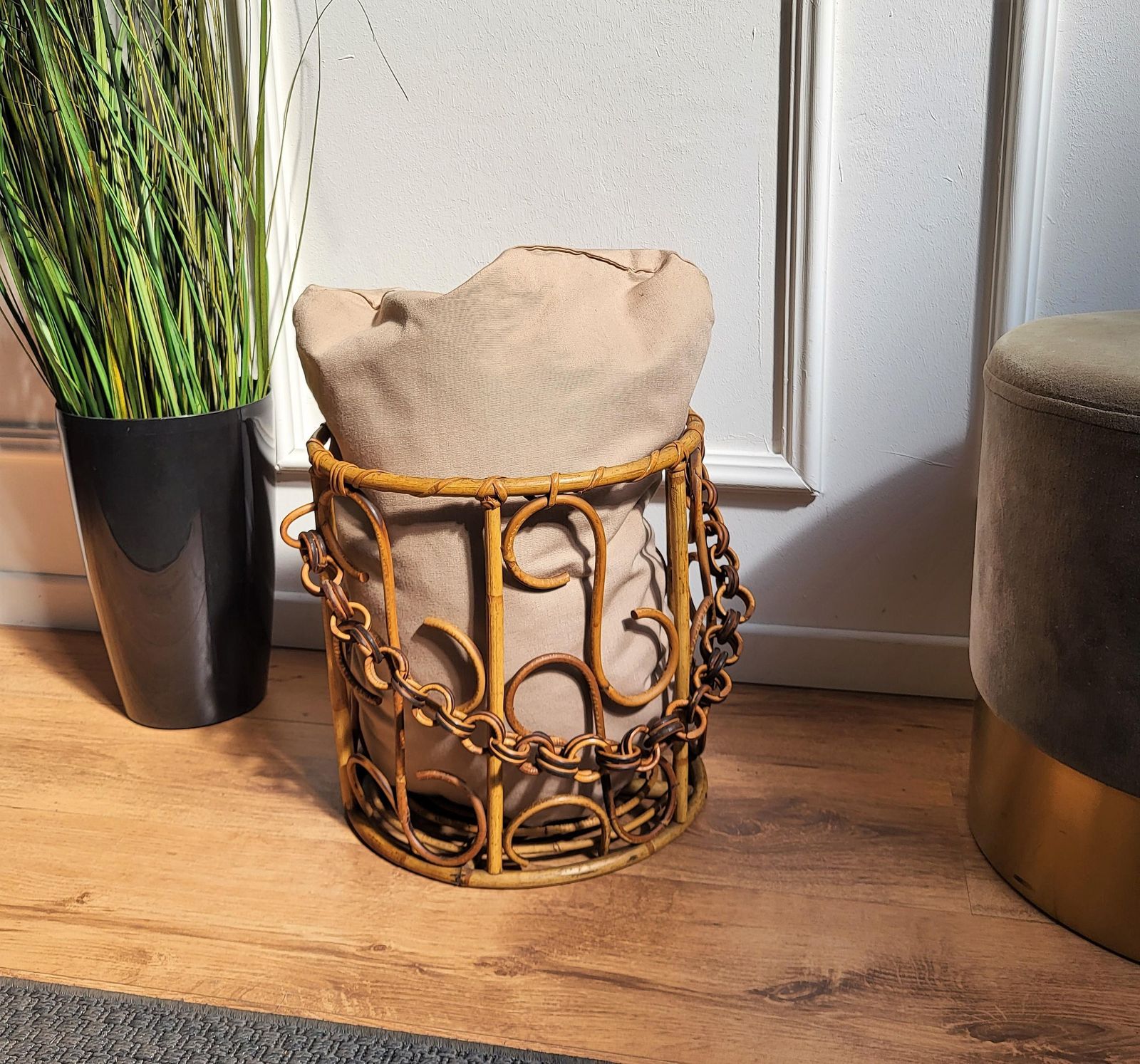 1960s Italian Bamboo Rattan Bohemian French Riviera Basket photo vinterior