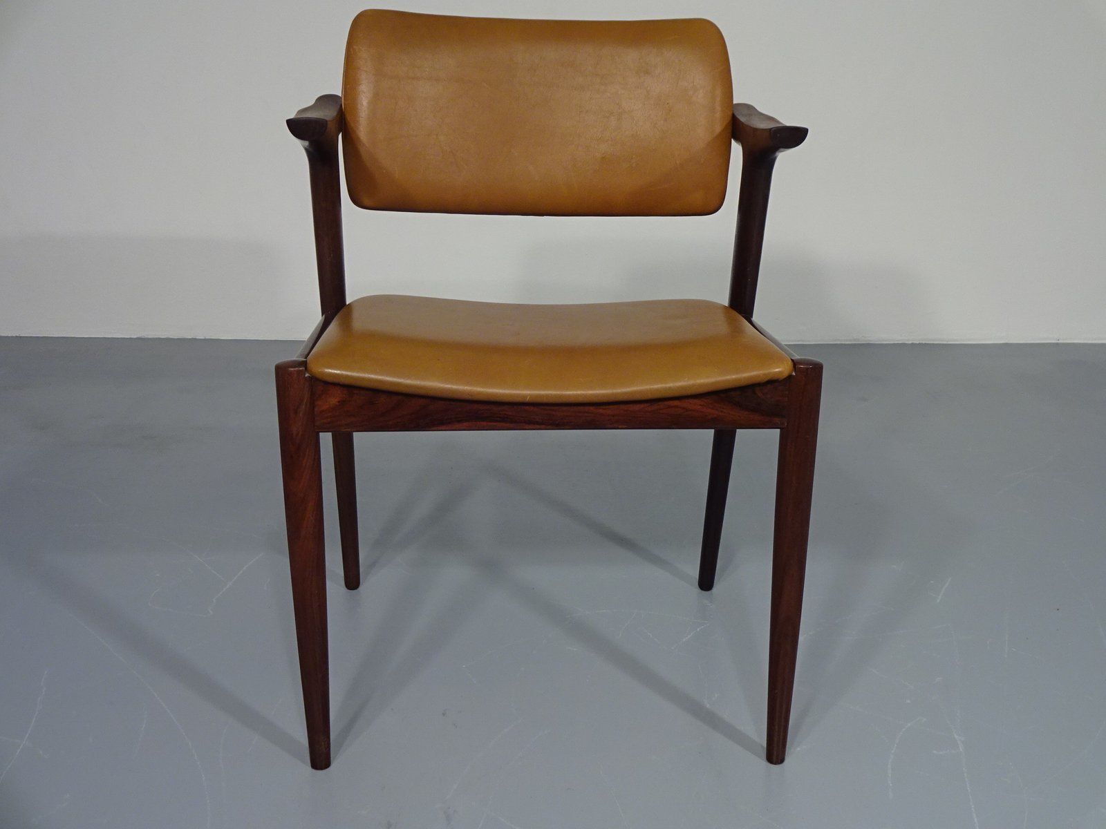 photo furniture Rosewood & Leather Armchair From Gm, 1960s