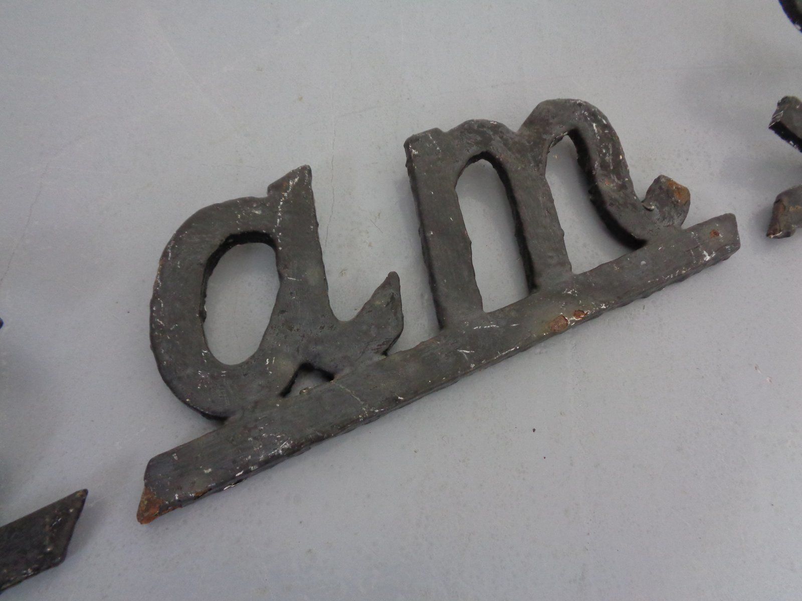 Cast Iron House Am Beach Lettering, Germany, 1960s, Set Of 3 photo vinterior