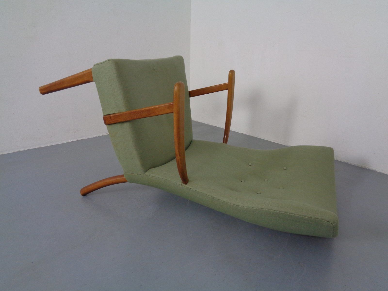 photo furniture Lounge Chair From Fritz Hansen 1950s
