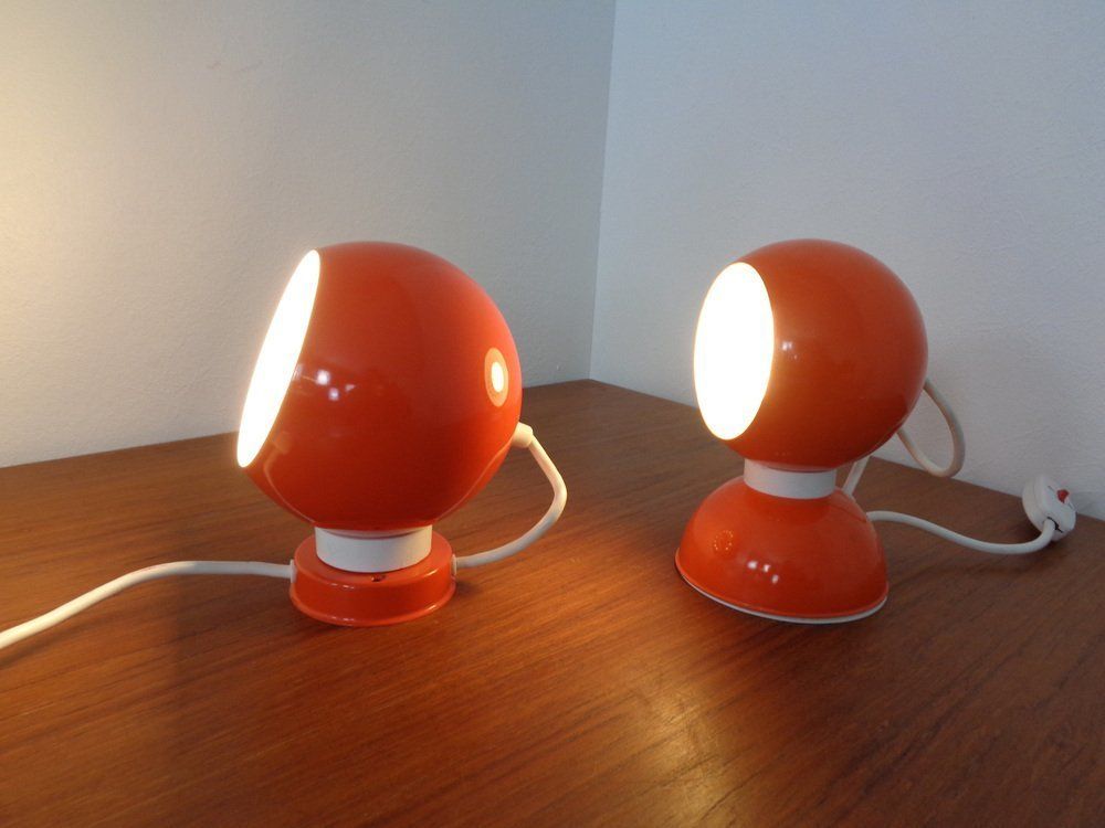 Italian Space Age Metal Internal Magnet Table Lamps By Reggiani, 1960s, Set Of 2 photo vinterior