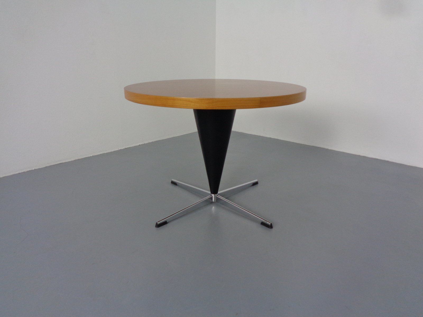 Early Cone Table By Verner Panton For Plus Linje, 1950s photo for sale