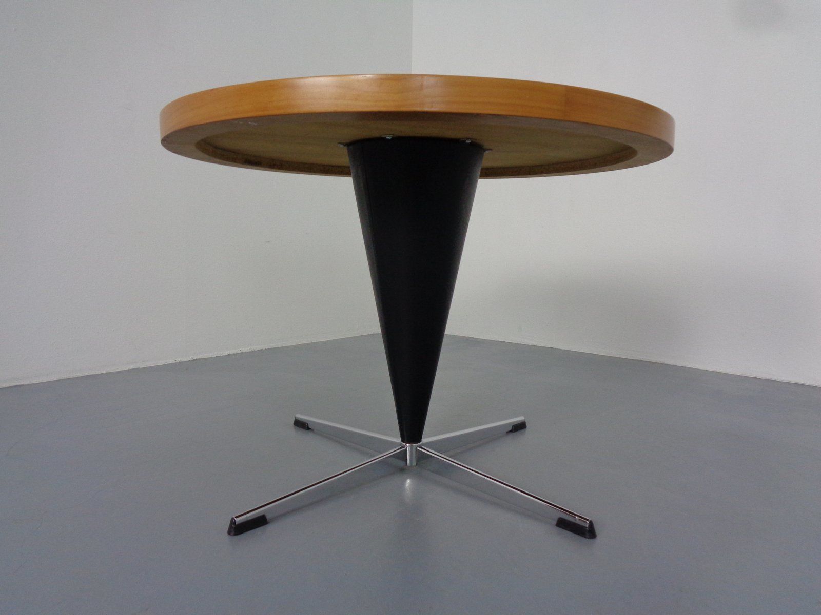 Early Cone Table By Verner Panton For Plus Linje, 1950s photo 876.0